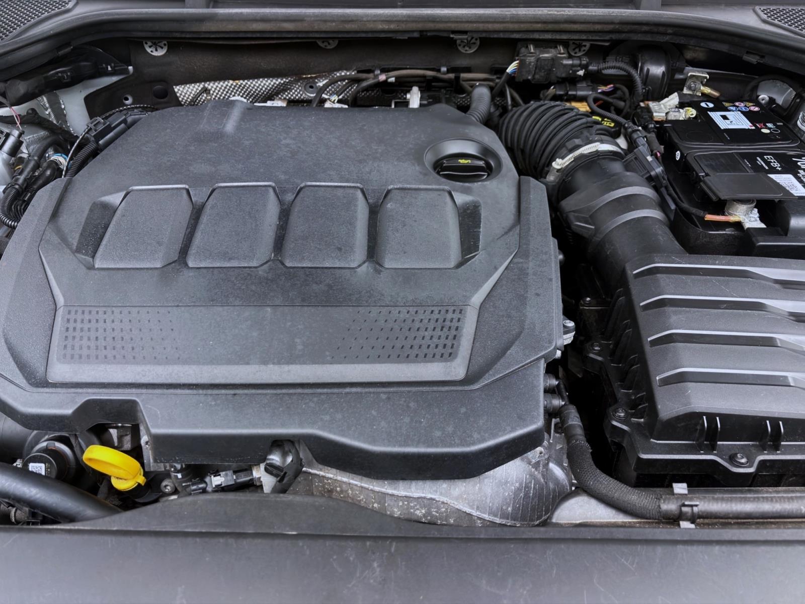 Bild 16: Skoda Octavia Combi 2.0 TDI DSG STYLE NAVI HuD LED PDC