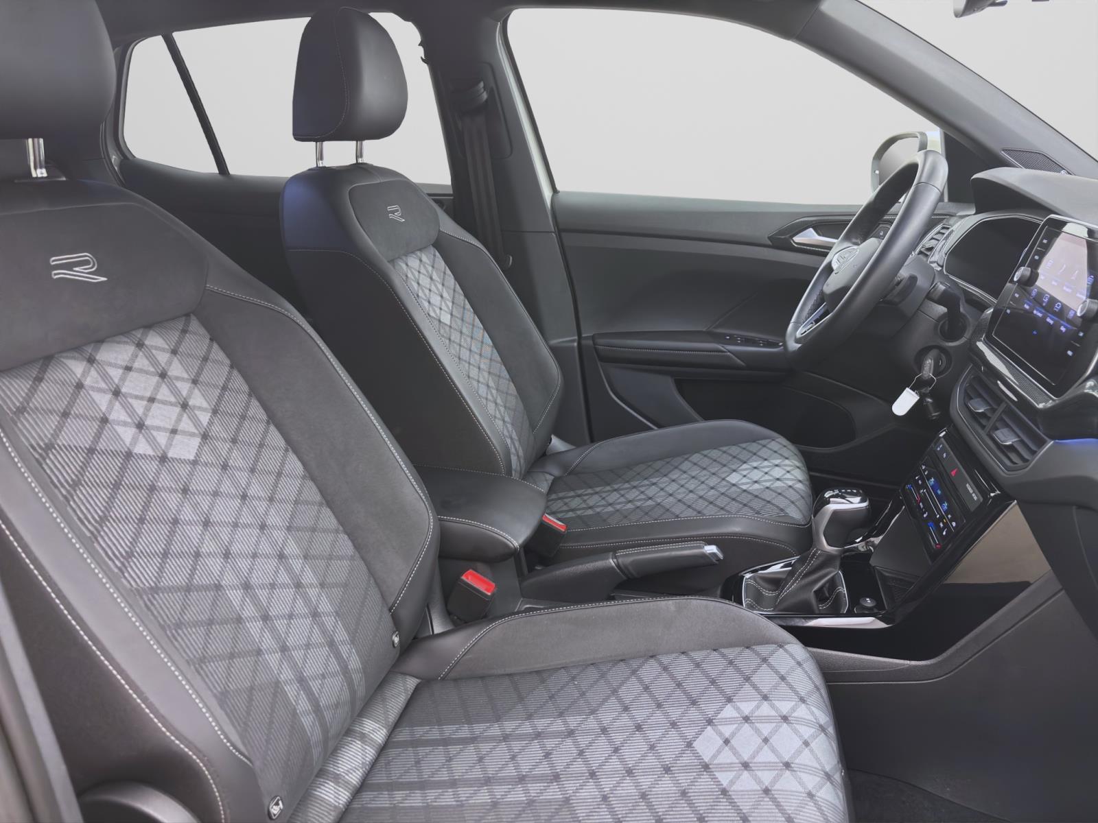 Bild 14: Volkswagen T-Cross 1.0 TSI DSG R-LINE NAVI KLIMA SHZG PDC