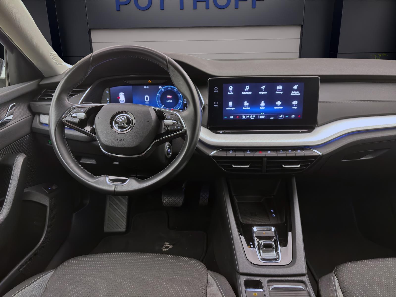 Bild 11: Skoda Octavia Combi 2.0 TDI DSG TOUR NAVI MATRIX PDC SITZHZG
