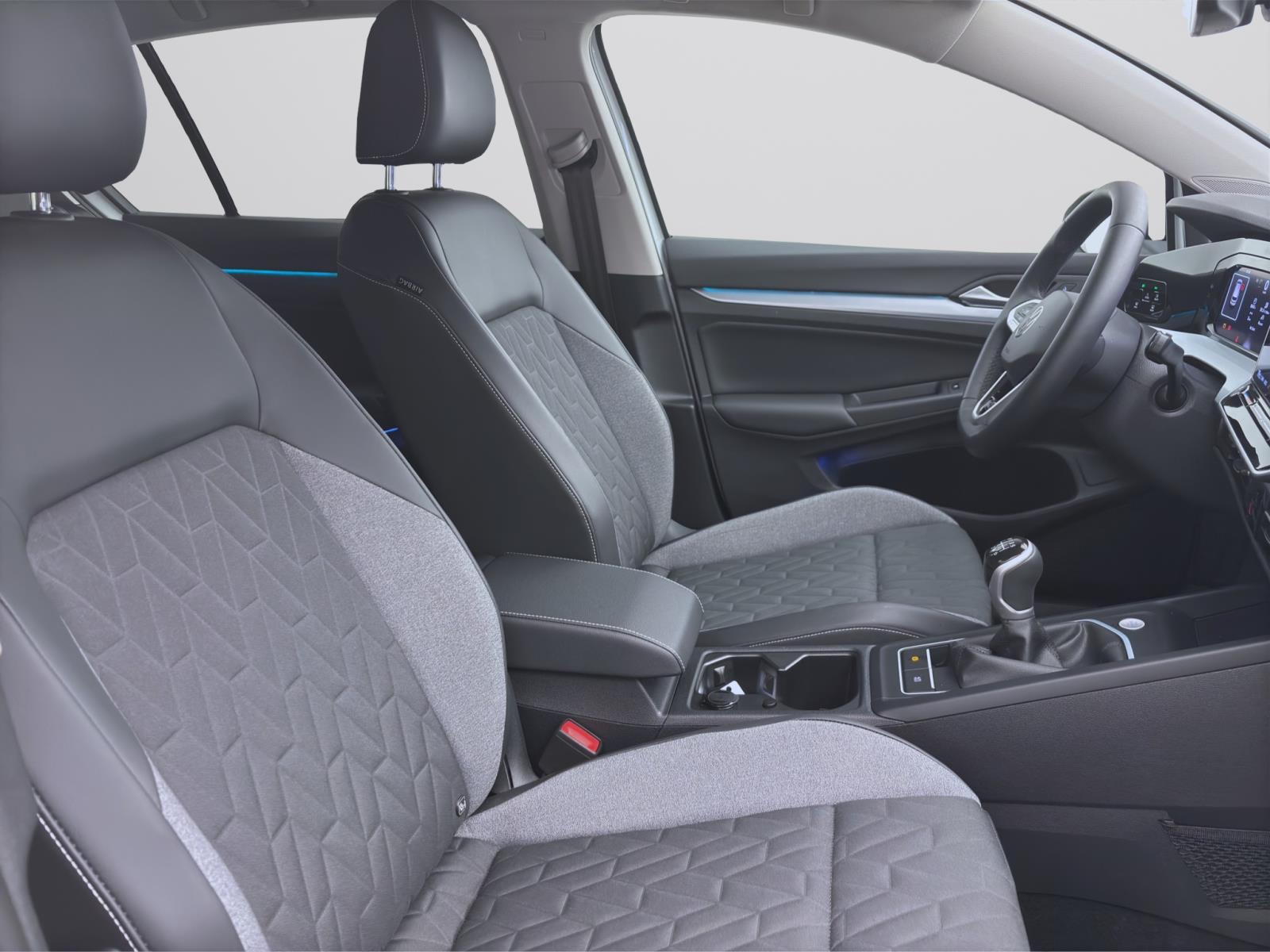 Volkswagen Golf 1.5 TSI GOAL KAMERA KLIMA PDC ACC