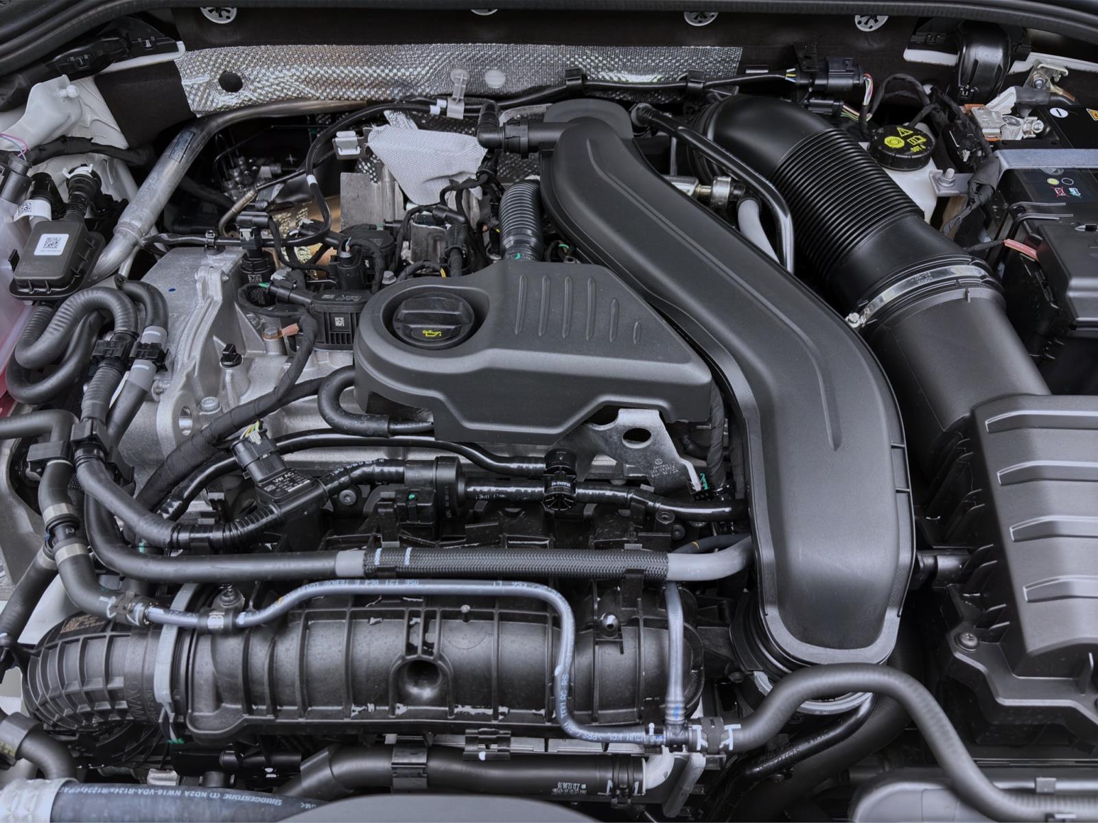 Volkswagen Golf 1.5 TSI GOAL KAMERA KLIMA PDC ACC