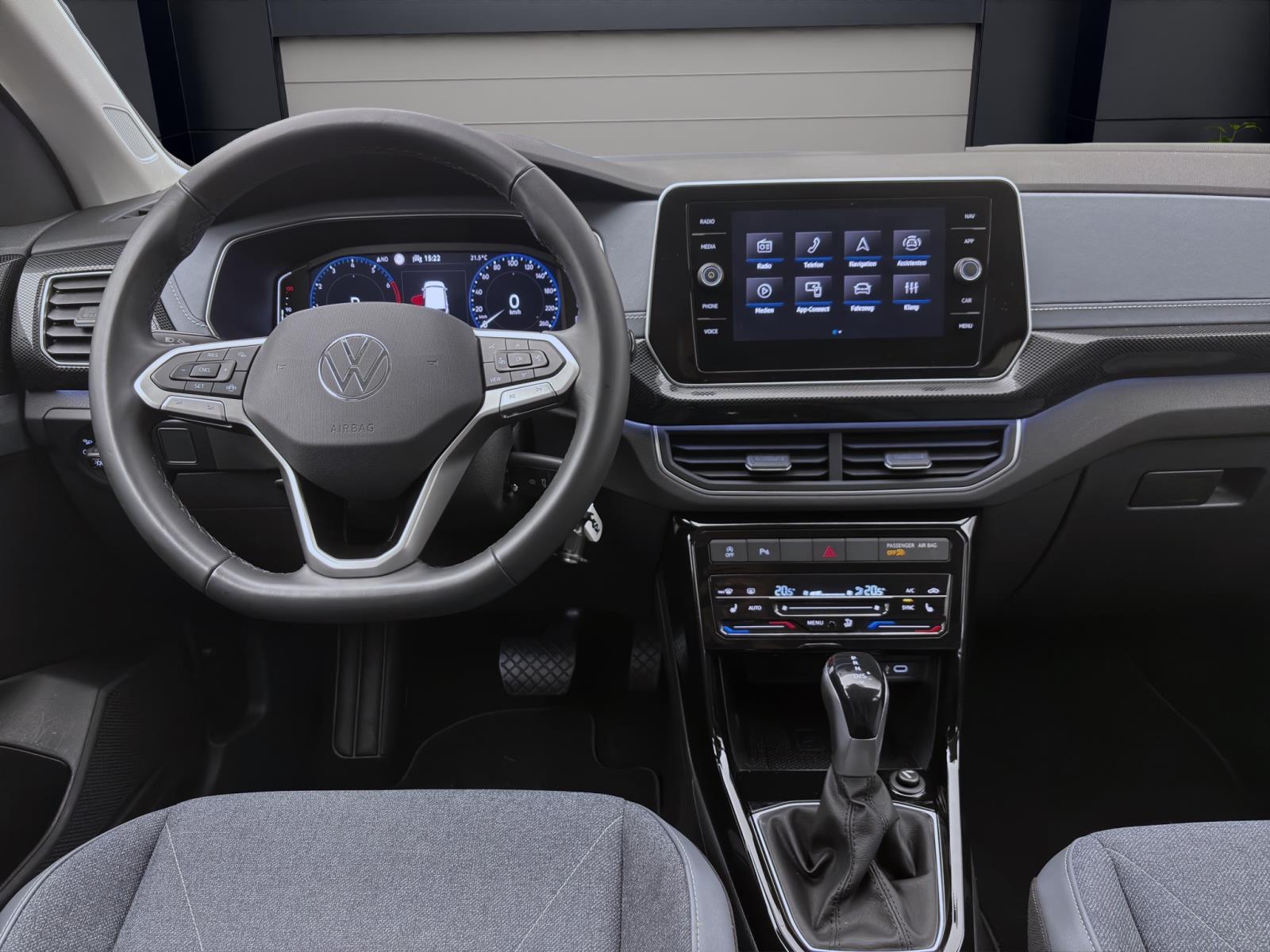 Volkswagen T-Cross 1.0 TSI DSG STYLE NAVI KLIMA SHZG PDC