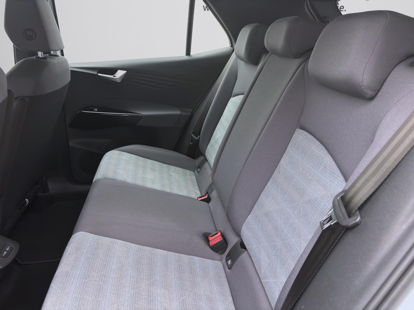 Bild 13: Volkswagen ID.3 PURE PERFORMANCE NAVI SHZG LM18 PDC