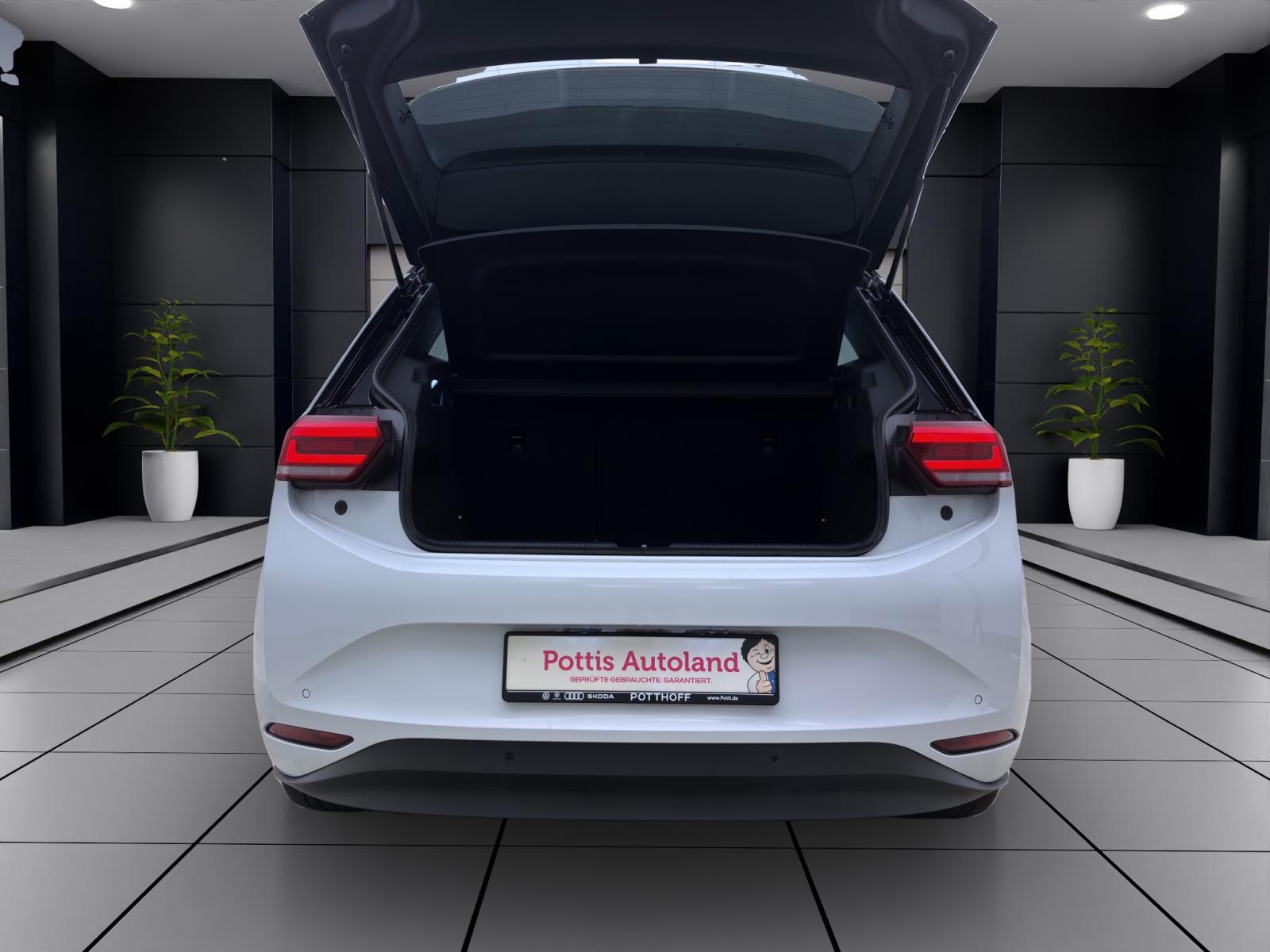 Bild 3: Volkswagen ID.3 PURE PERFORMANCE NAVI LM18 SHZG PDC