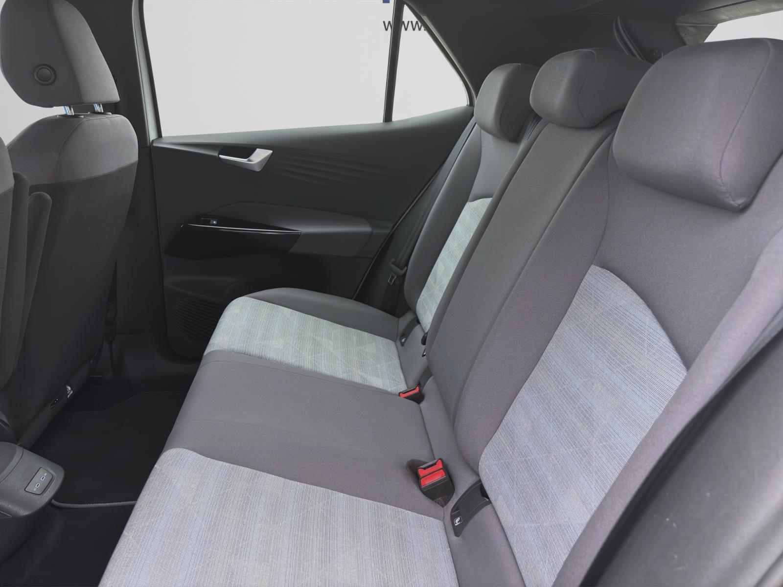 Bild 13: Volkswagen ID.3 PURE PERFORMANCE NAVI LM18 SHZG PDC
