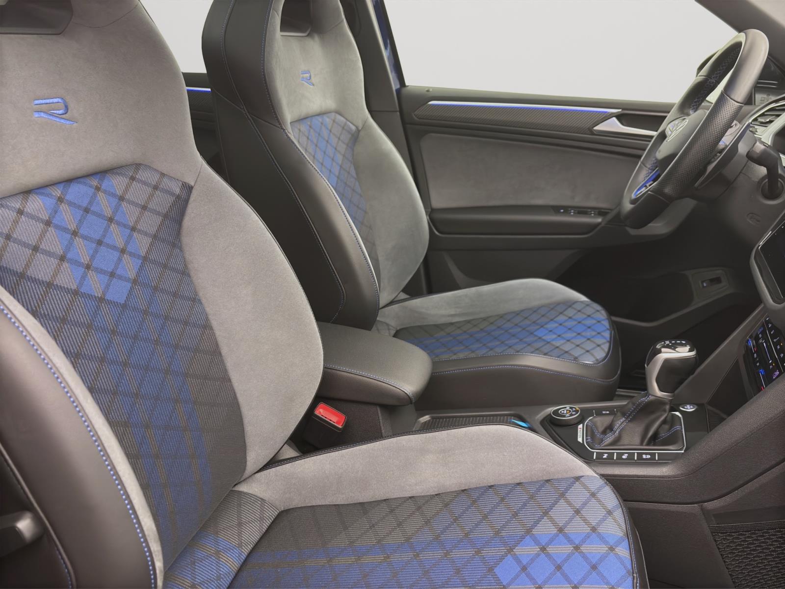 Bild 14: Volkswagen Tiguan 2.0 TSI DSG 4M R PANO AHK NAVI KAMERA LM20