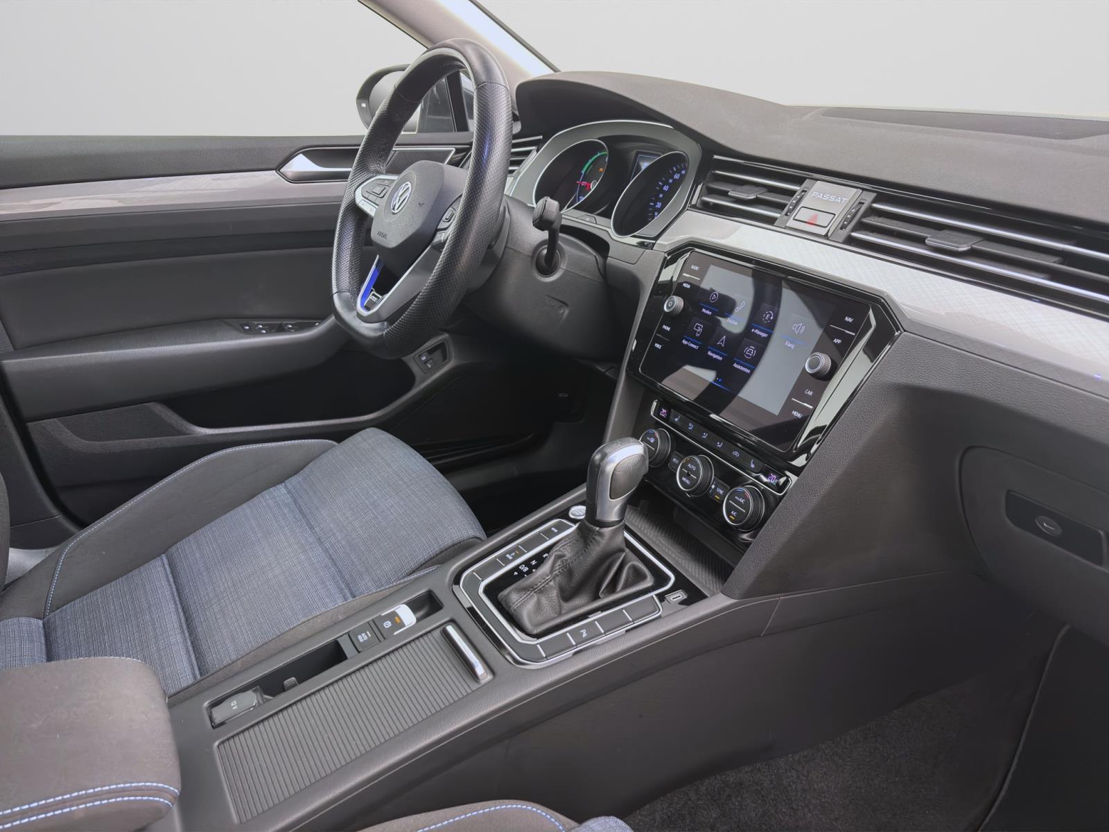 Bild 15: Volkswagen Passat Variant GTE NAVI KAMERA PDC SHZG LED