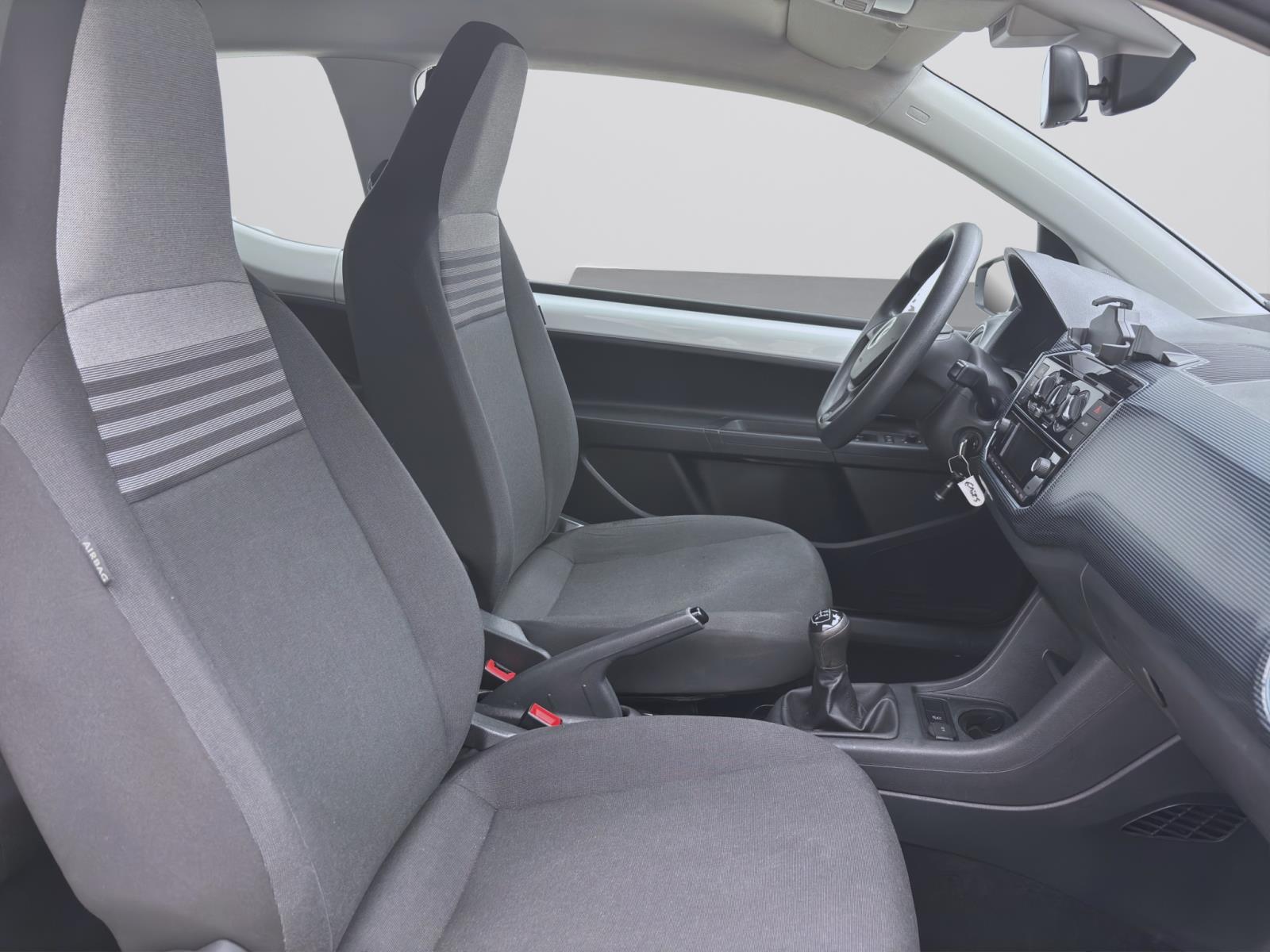 Bild 15: Volkswagen up! 1.0 MPI MOVE UP! KAMERA PDC SITZHZG KLIMA