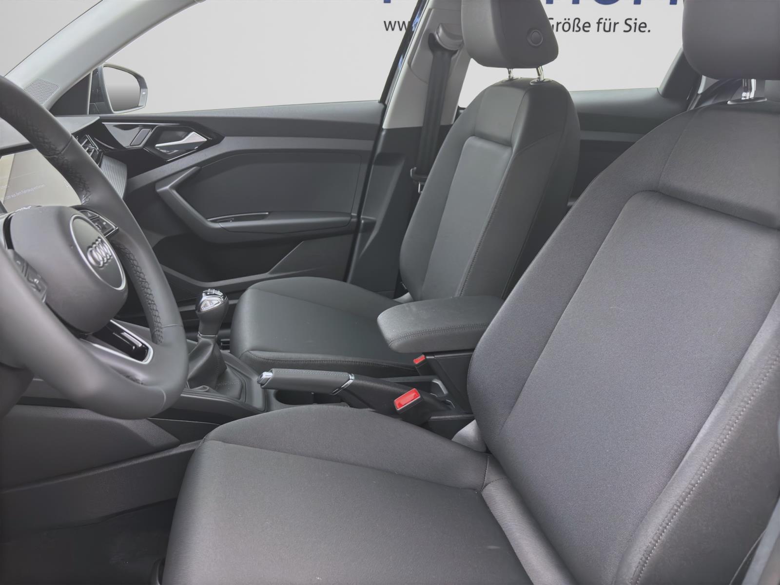 Bild 6: Audi A1 Sportback 25 TFSI LED SITZHZG PDC KLIMA