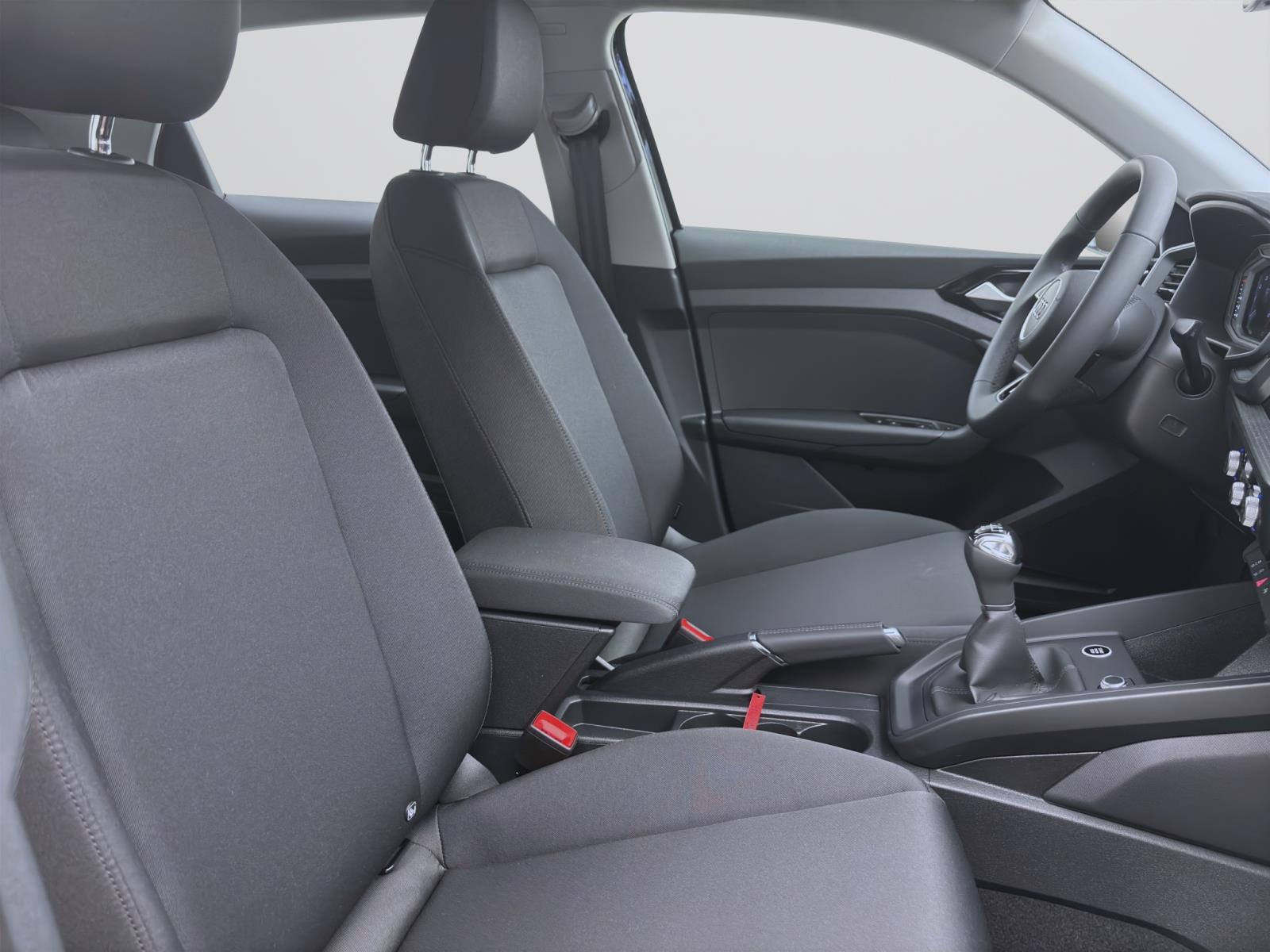 Bild 14: Audi A1 Sportback 25 TFSI SITZHZG LED PDC KLIMA