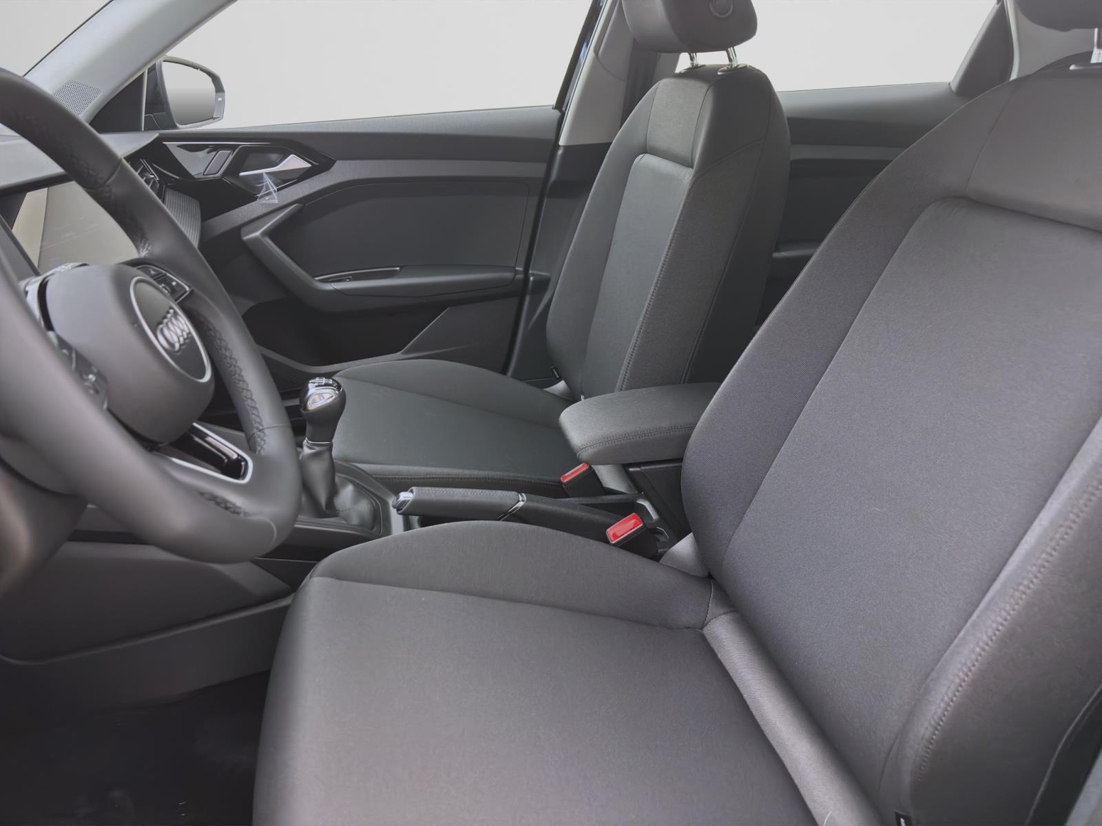 Bild 8: Audi A1 Sportback 25 TFSI LED SITZHZG PDC KLIMA