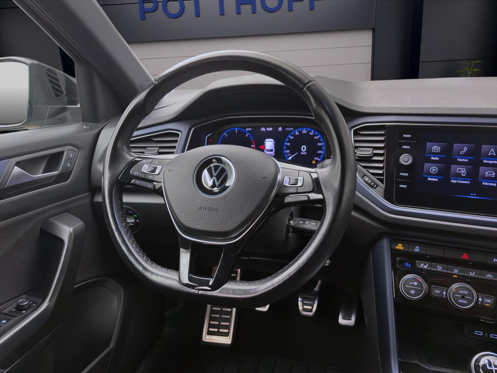 Bild 10: Volkswagen T-Roc 2.0 TDI UNITED NAVI KAMERA SITZHZG PDC