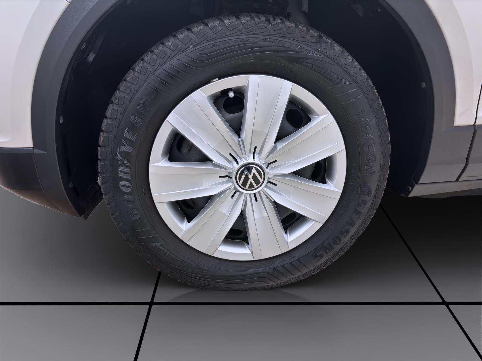 Bild 7: Volkswagen T-Roc 1.0 TSI LED SITZHZG DAB+ KLIMA