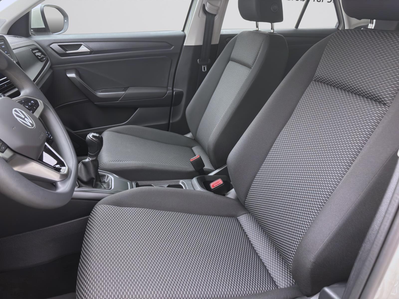 Bild 8: Volkswagen T-Roc 1.0 TSI LED SITZHZG DAB+ KLIMA