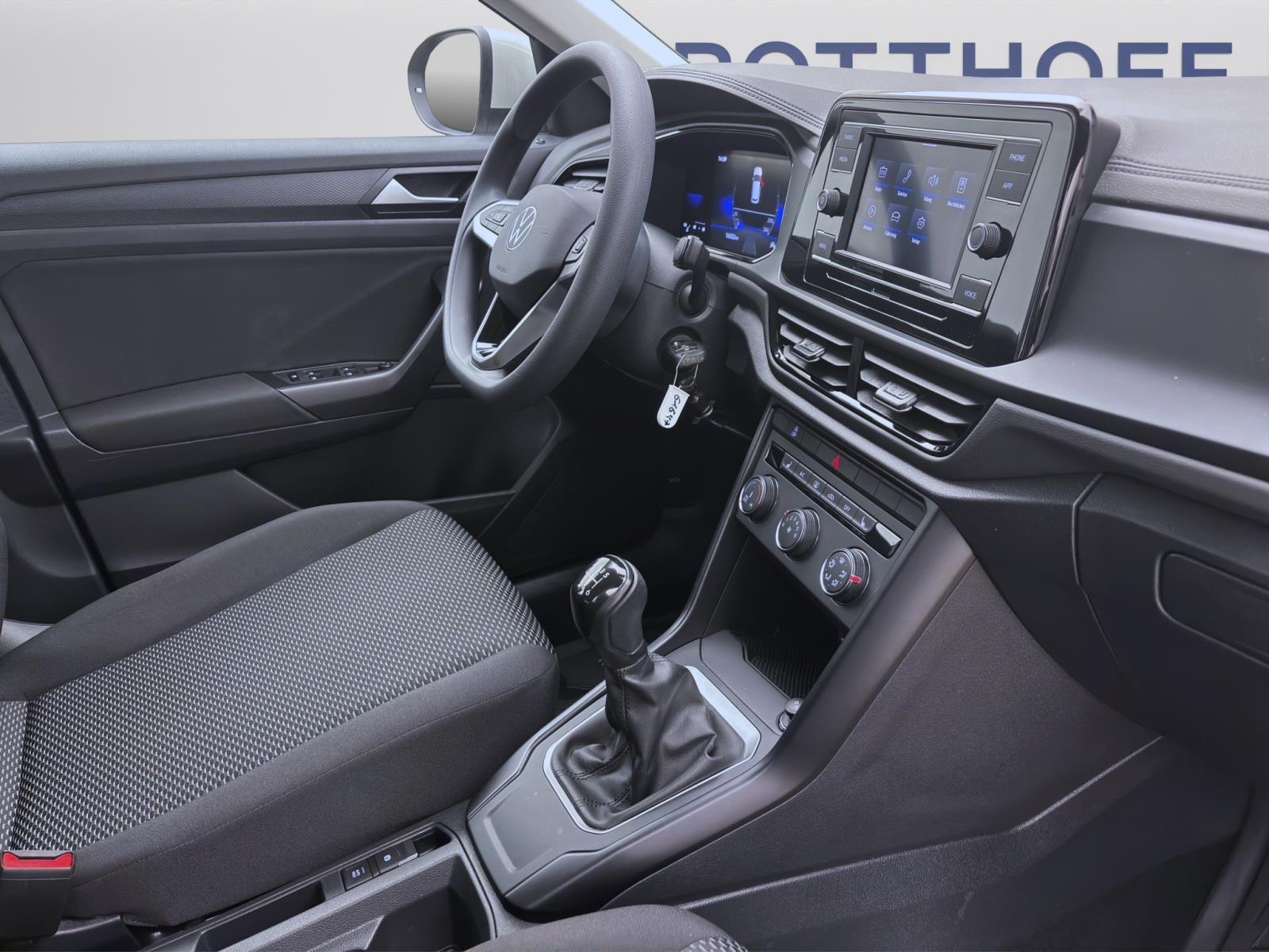 Bild 15: Volkswagen T-Roc 1.0 TSI LED SITZHZG DAB+ KLIMA