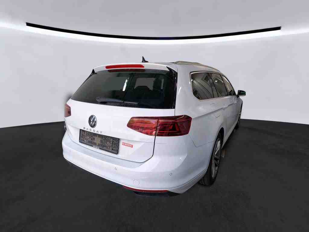 Volkswagen Passat Variant 2.0 TDI DSG BUSINESS PANO AHK KAMERA PDC