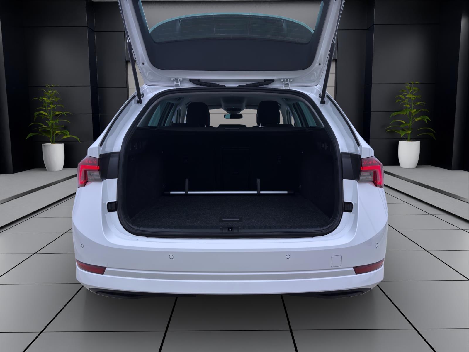 Bild 3: Skoda Octavia Combi 2.0 TDI DSG STYLE AHK NAVI LED SITZHZG