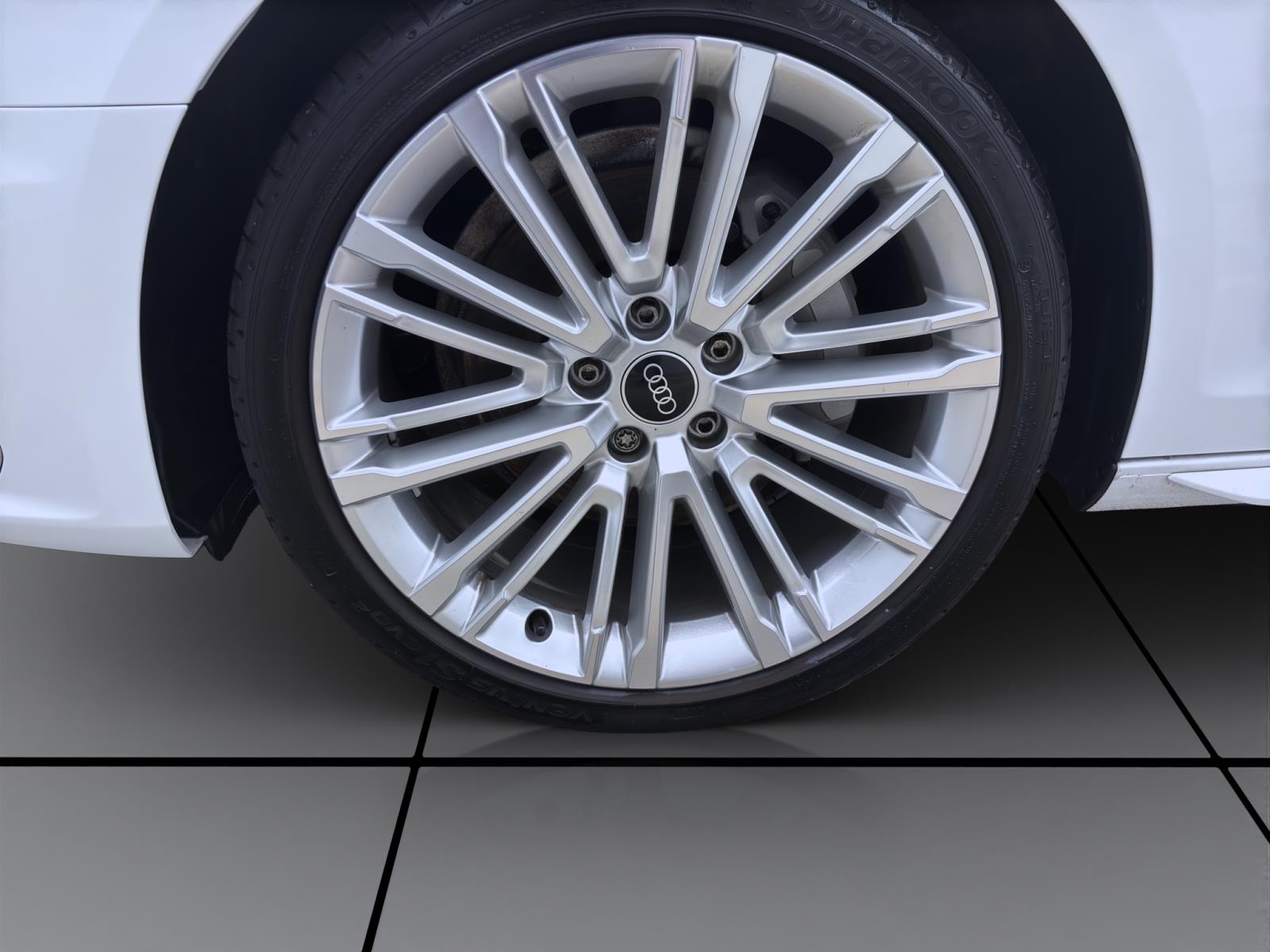 Bild 7: Audi A4 Avant 40 TDI Q S LINE PANO AHK NAVI KAMERA