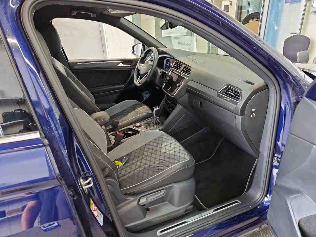 Volkswagen Tiguan Allspace 2.0 TDI DSG 4M R-LINE NAVI KAMERA IQ.LIGHT