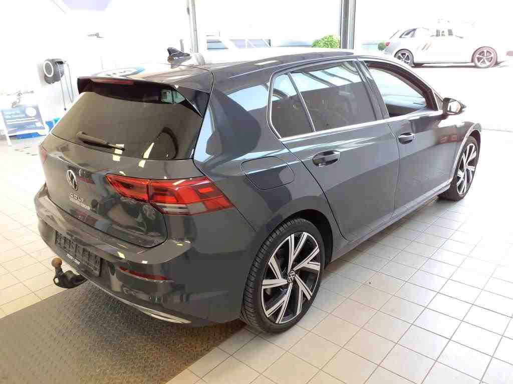 Volkswagen Golf 2.0 TDI DSG STYLE NAVI AHK KLIMA PDC