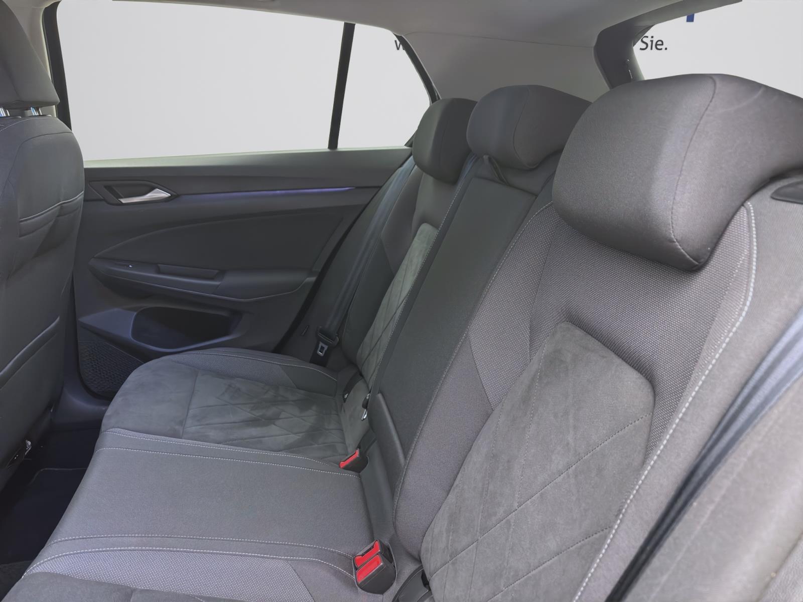 Bild 13: Volkswagen Golf 2.0 TDI DSG STYLE NAVI AHK KLIMA PDC