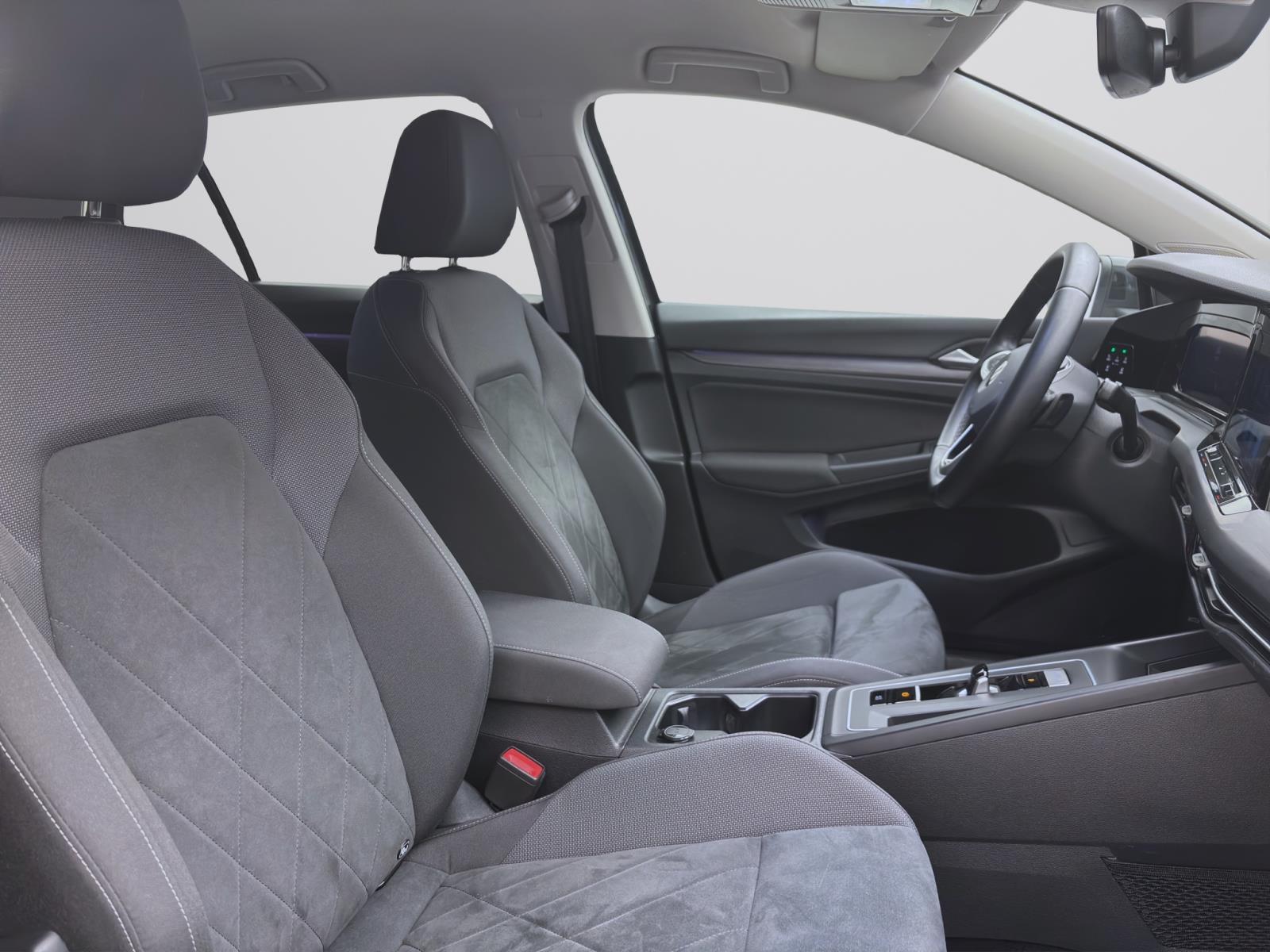 Bild 14: Volkswagen Golf 2.0 TDI DSG STYLE NAVI AHK KLIMA PDC