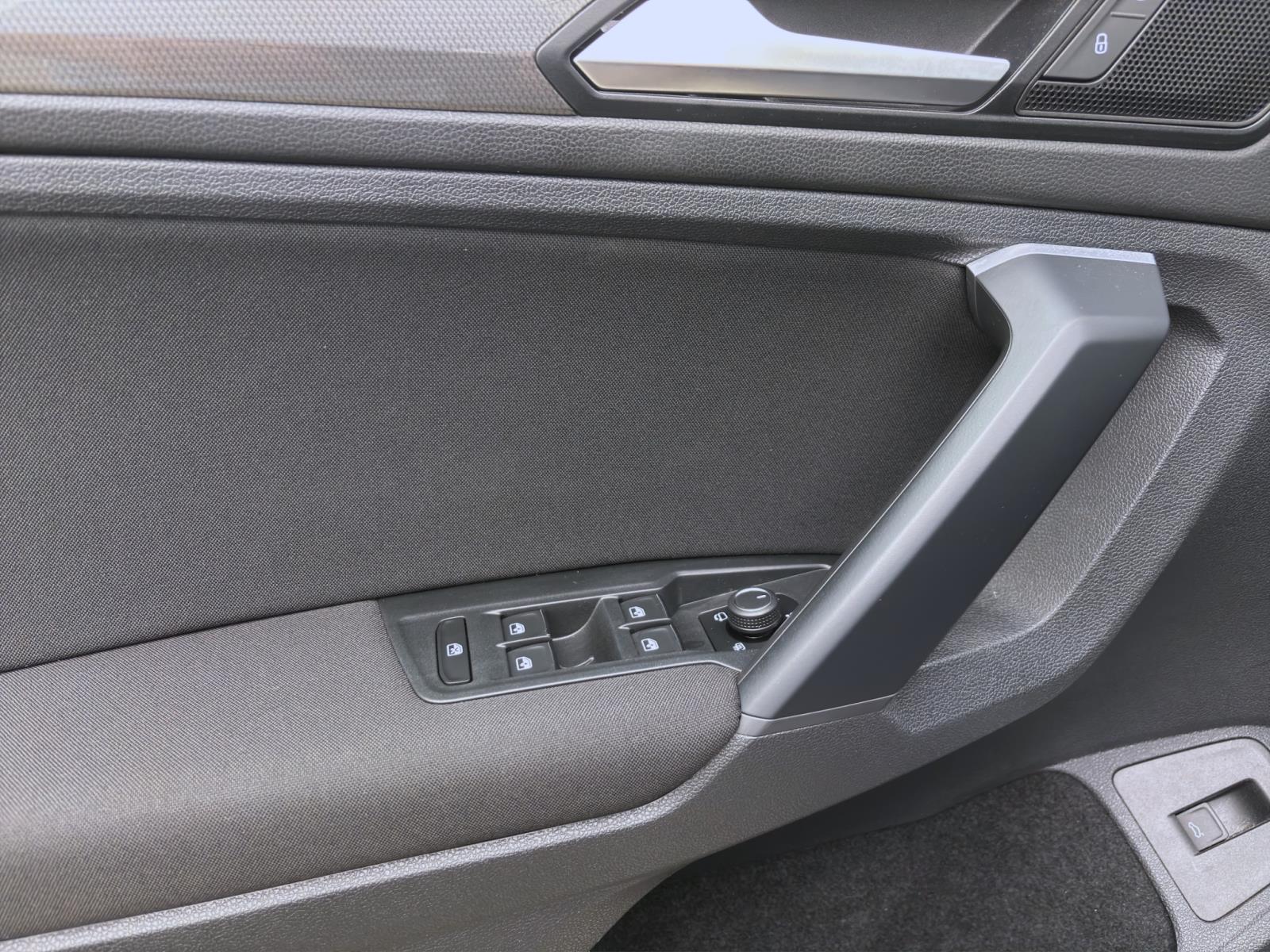 Bild 9: Volkswagen Tiguan 1.5 TSI IQ.DRIVE PANO NAVI ACC KAMERA