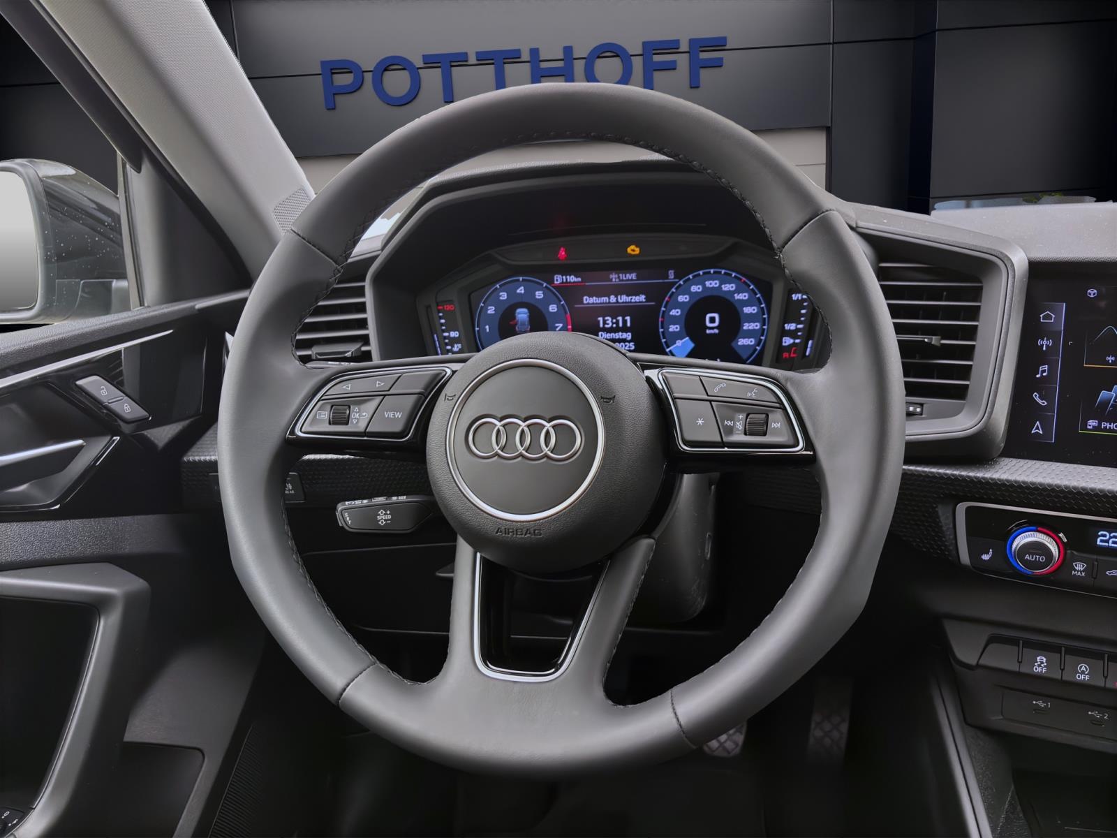 Bild 10: Audi A1 Sportback 25 TFSI SITZHZG VIRTUAL LED PDC