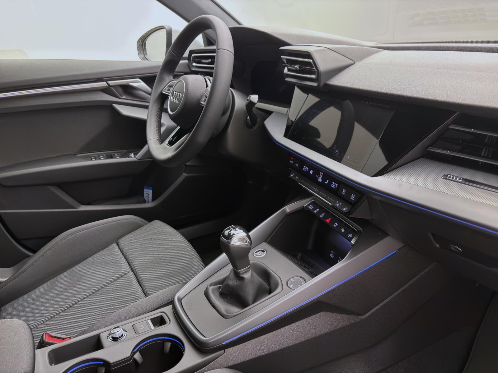 Bild 15: Audi A3 Sportback 30 TDI NAVI VIRTUAL SITZHZG LED