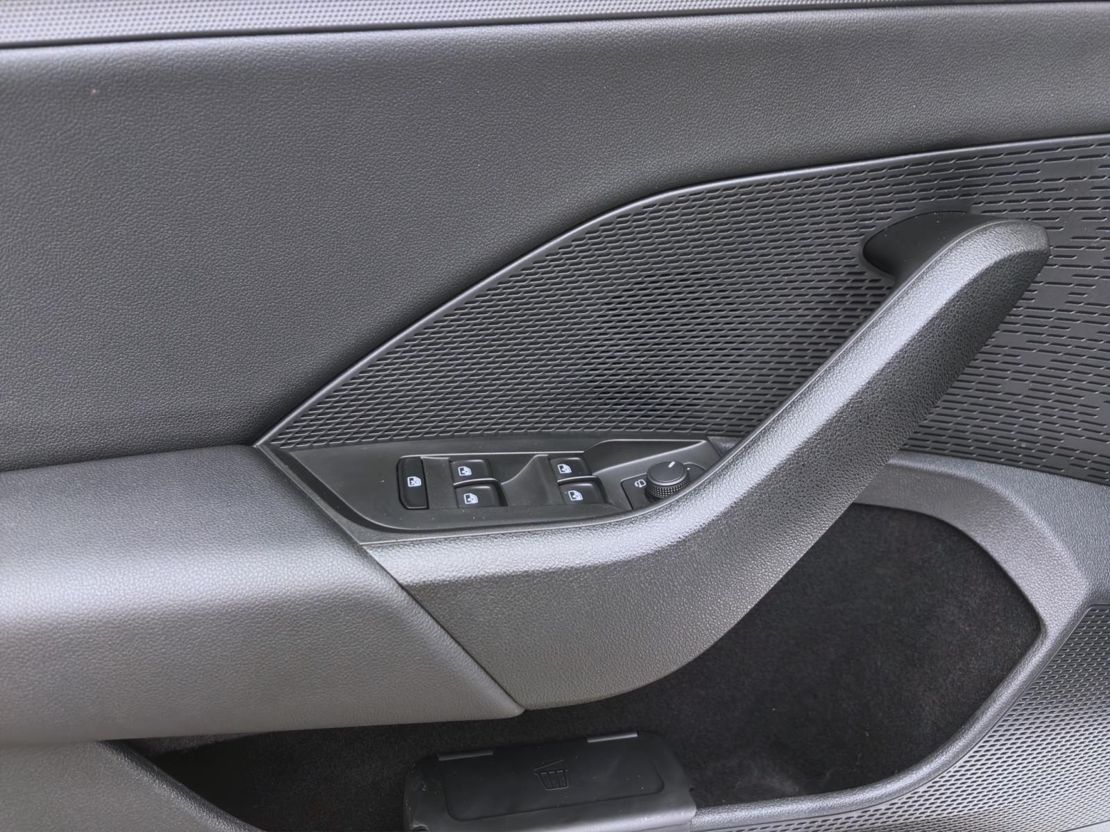 Bild 9: Skoda Octavia Combi 2.0 TDI DSG STYLE AHK NAVI LED HuD SITZHZG