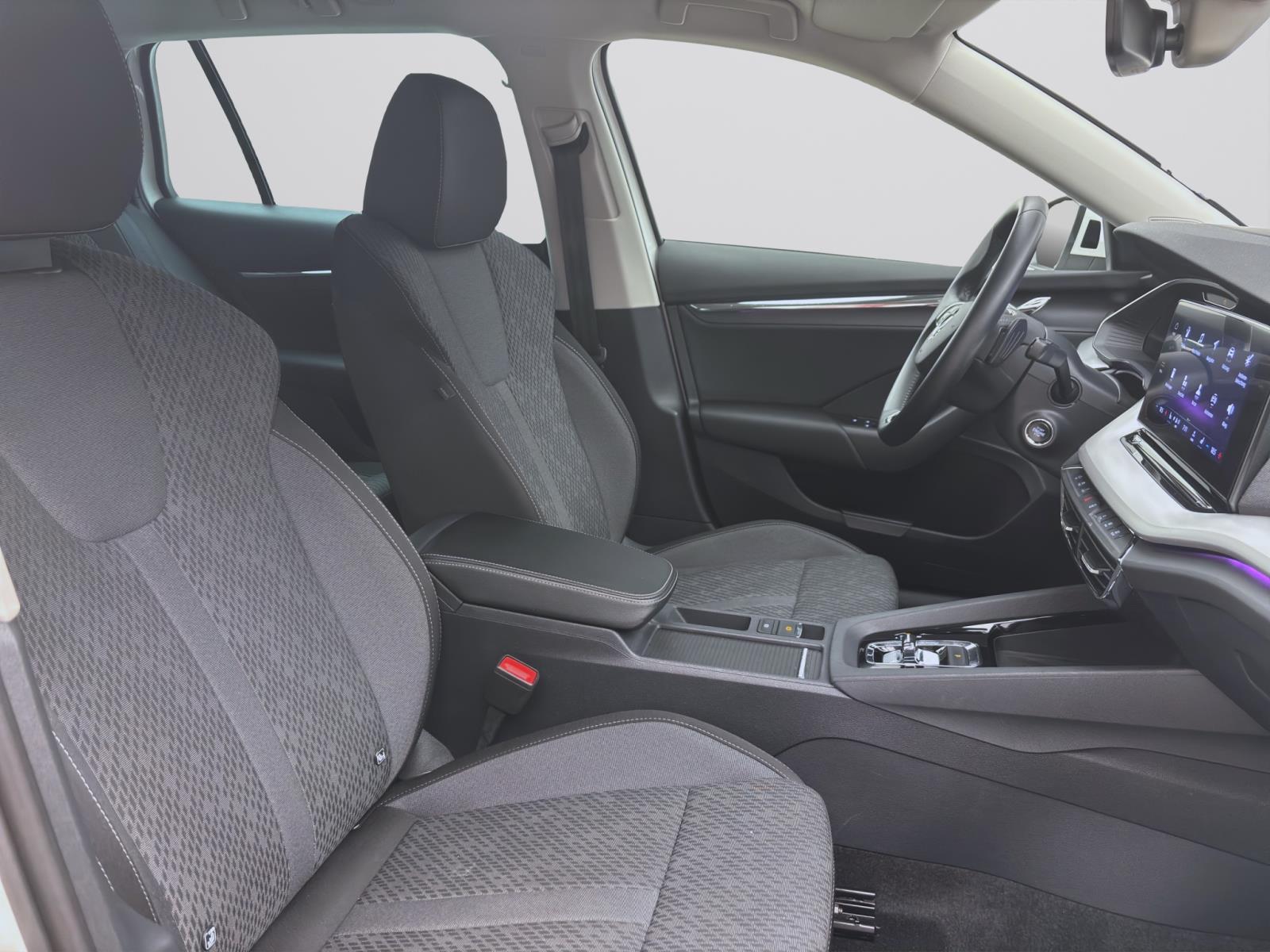 Bild 14: Skoda Octavia Combi 2.0 TDI DSG STYLE AHK NAVI LED HuD SITZHZG