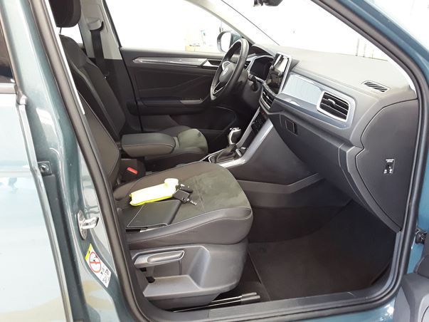 Volkswagen T-Roc 1.5 TSI DSG STYLE NAVI KAMERA PDC SHZG
