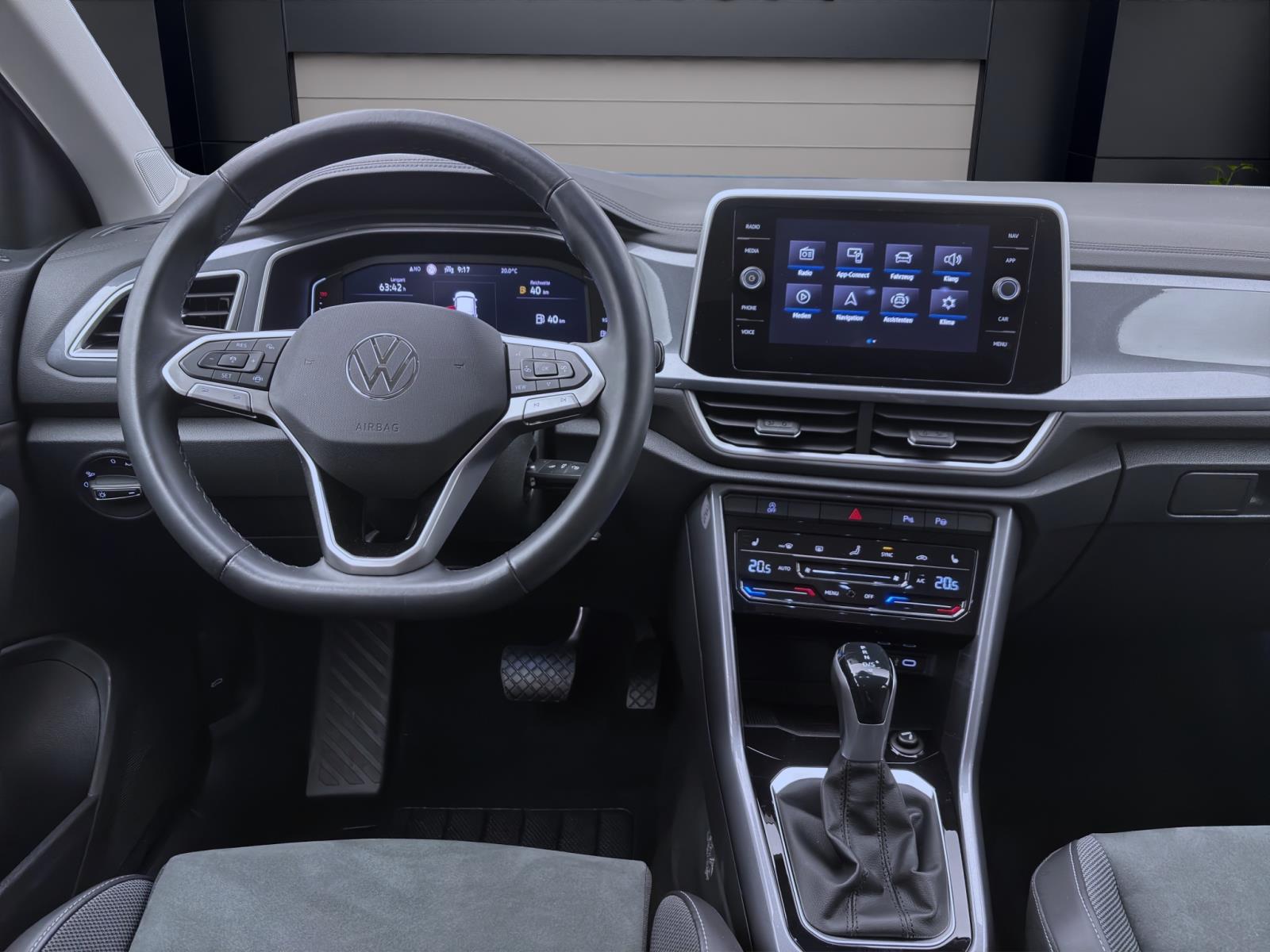 Bild 11: Volkswagen T-Roc 1.5 TSI DSG STYLE AHK PARKASSIST NAVI LED