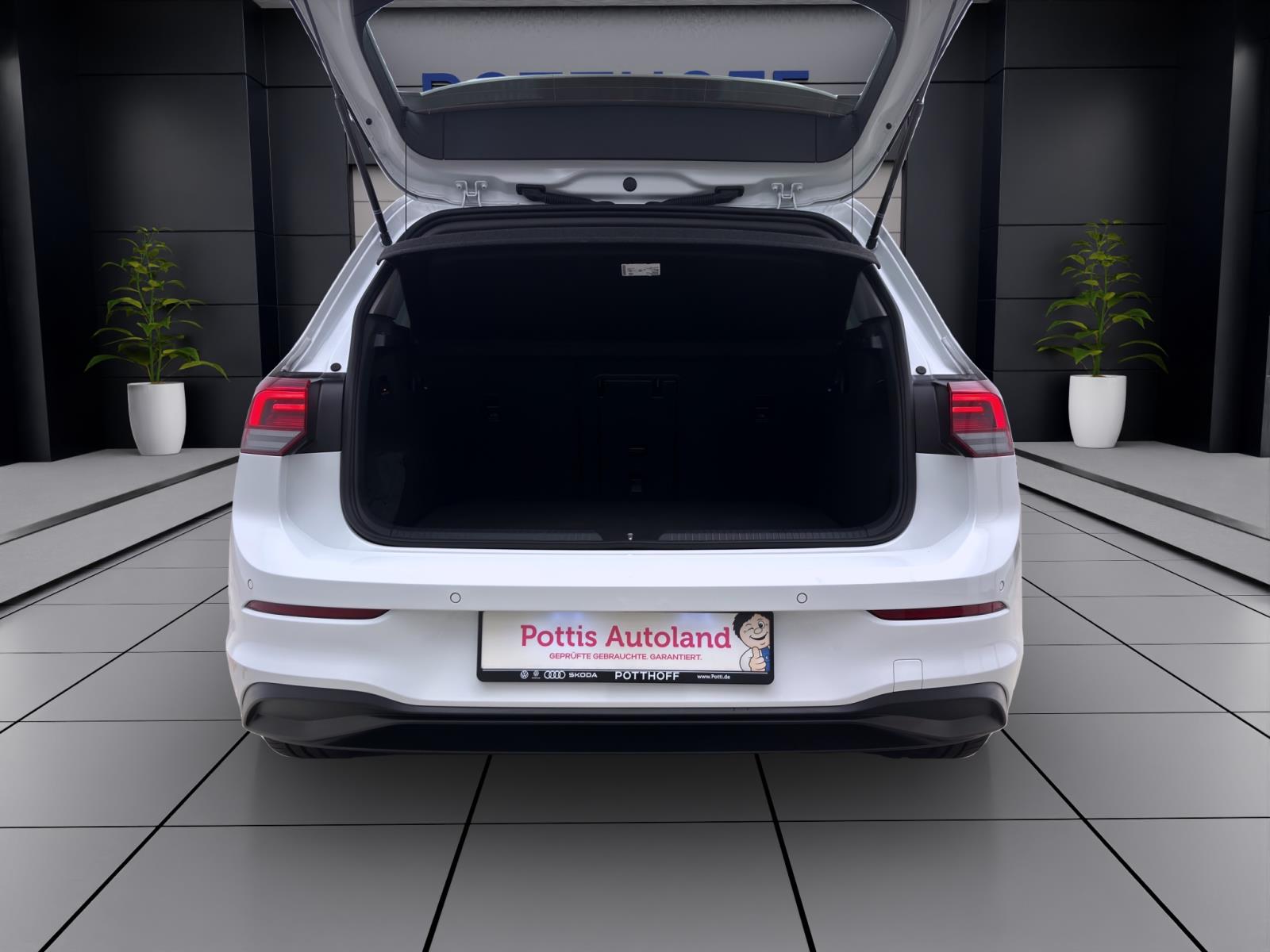 Bild 3: Volkswagen Golf 2.0 TDI DSG LIFE NAVI AHK KAMERA PDC