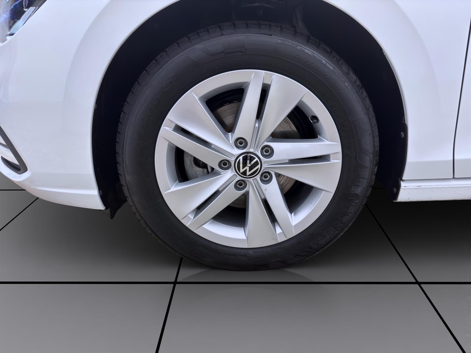 Bild 7: Volkswagen Golf 2.0 TDI DSG LIFE NAVI AHK KAMERA PDC
