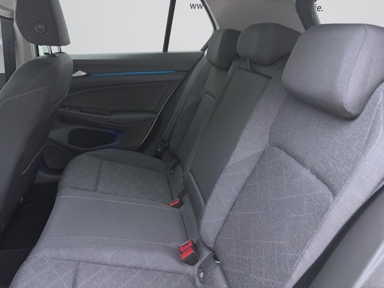 Bild 13: Volkswagen Golf 2.0 TDI DSG LIFE NAVI AHK KAMERA PDC