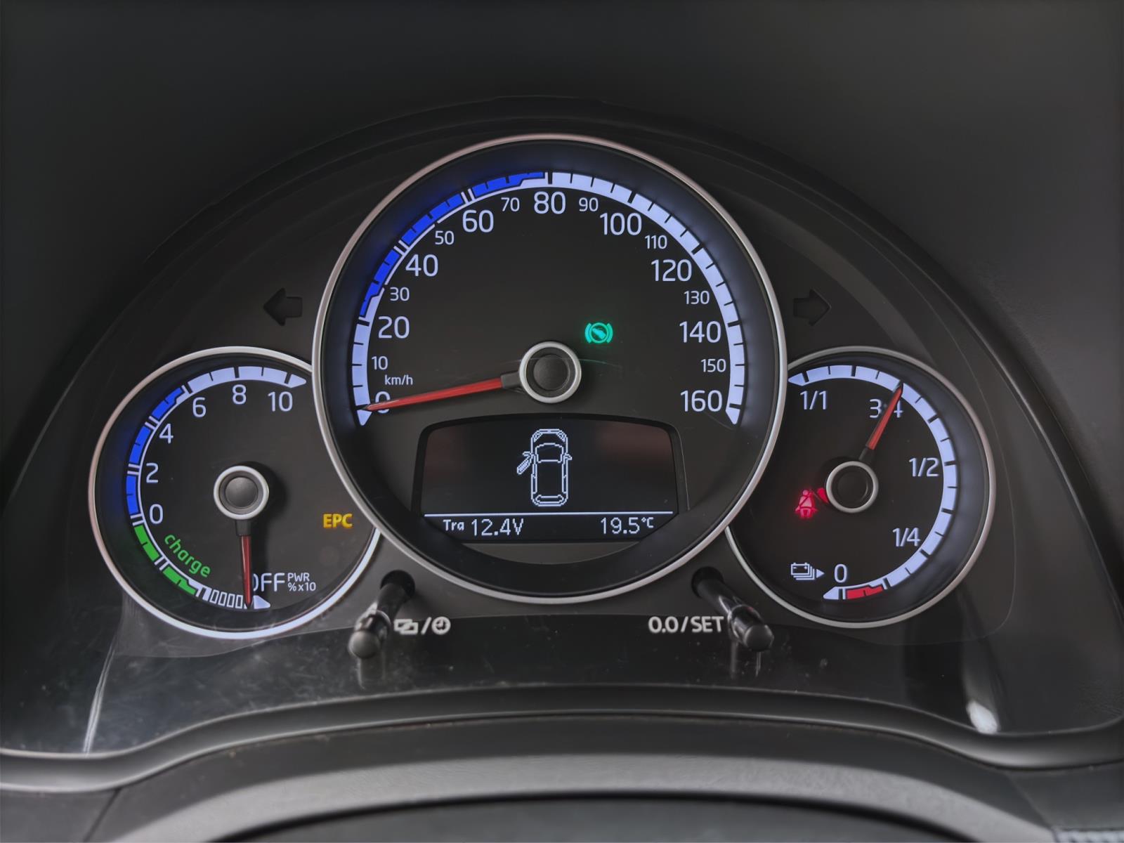 Bild 11: Volkswagen e-up! MOVE UP! DAB+ WEIß FOLIERT