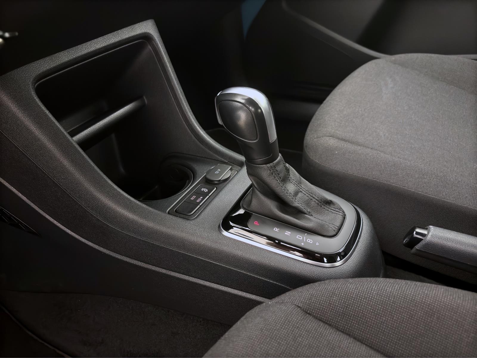 Bild 13: Volkswagen e-up! MOVE UP! DAB+ WEIß FOLIERT