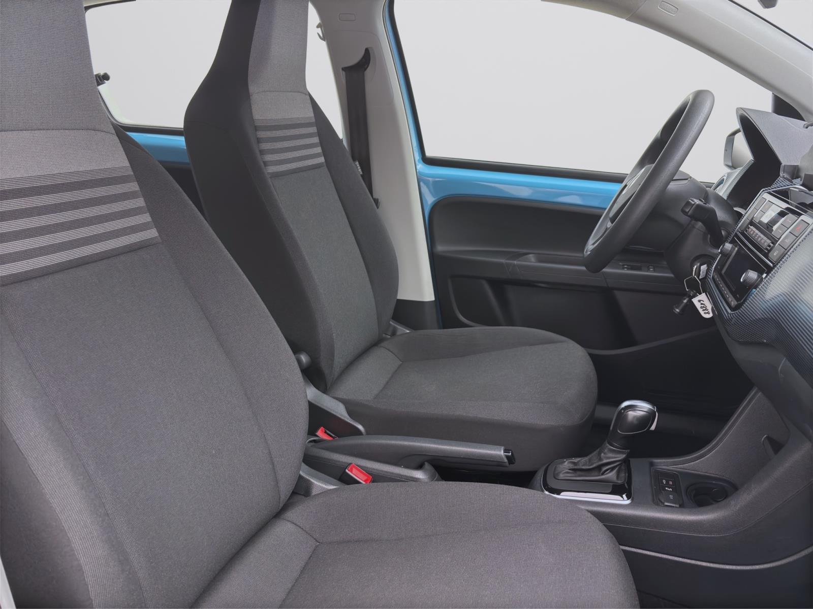 Bild 15: Volkswagen e-up! MOVE UP! DAB+ WEIß FOLIERT