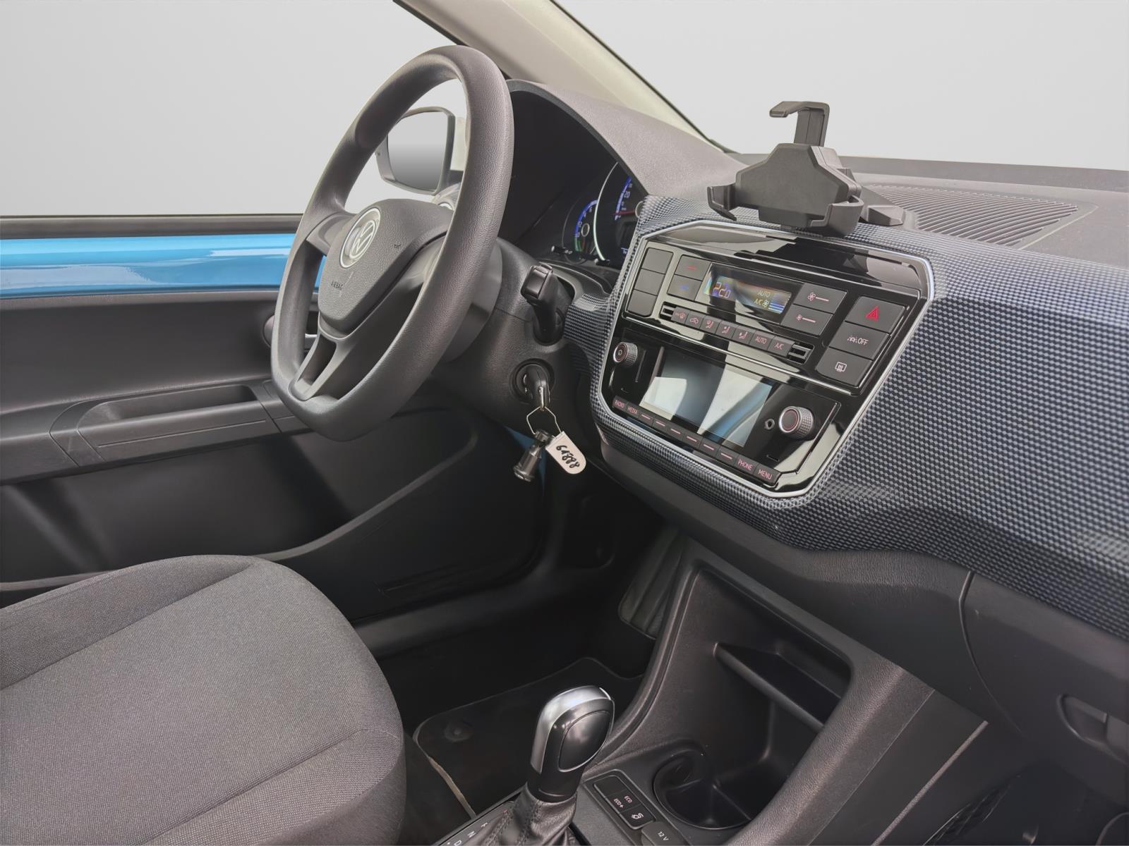 Bild 16: Volkswagen e-up! MOVE UP! DAB+ WEIß FOLIERT