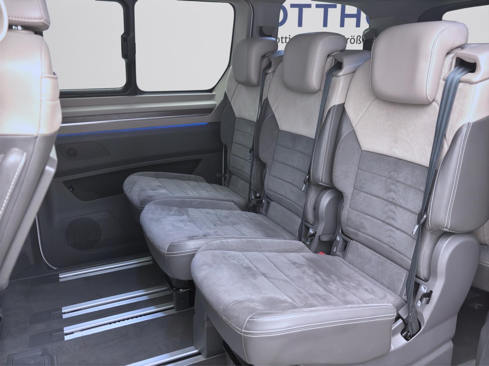 Bild 13: Volkswagen T7 Multivan 2.0 TDI DSG STYLE STANDHZG AHK NAVI IQ.LIGHT