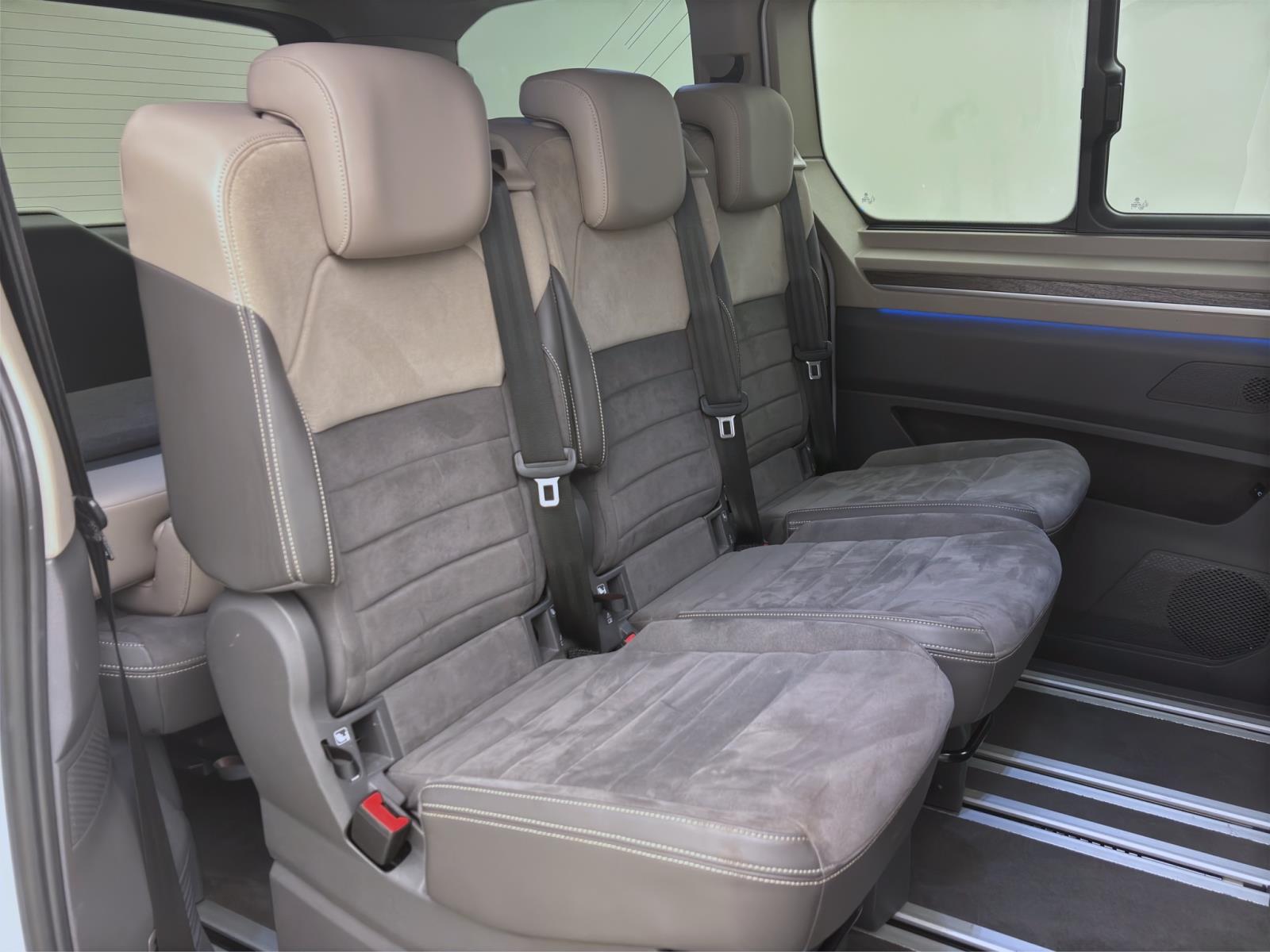 Bild 16: Volkswagen T7 Multivan 2.0 TDI DSG STYLE STANDHZG AHK NAVI IQ.LIGHT