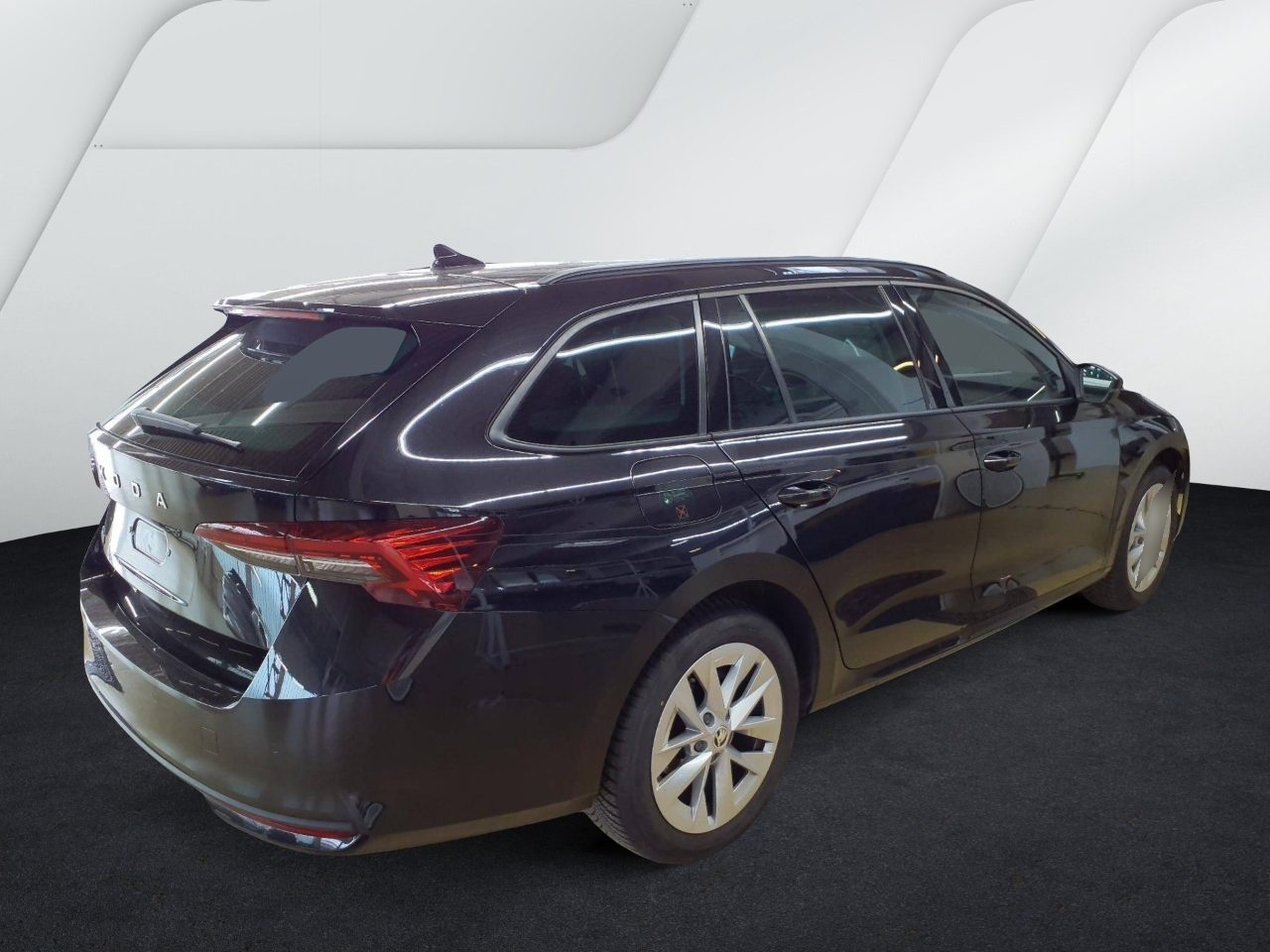 Bild 1: Skoda Octavia Combi 1.5 TSI SELECTION NAVI LED SITZHZG GRA