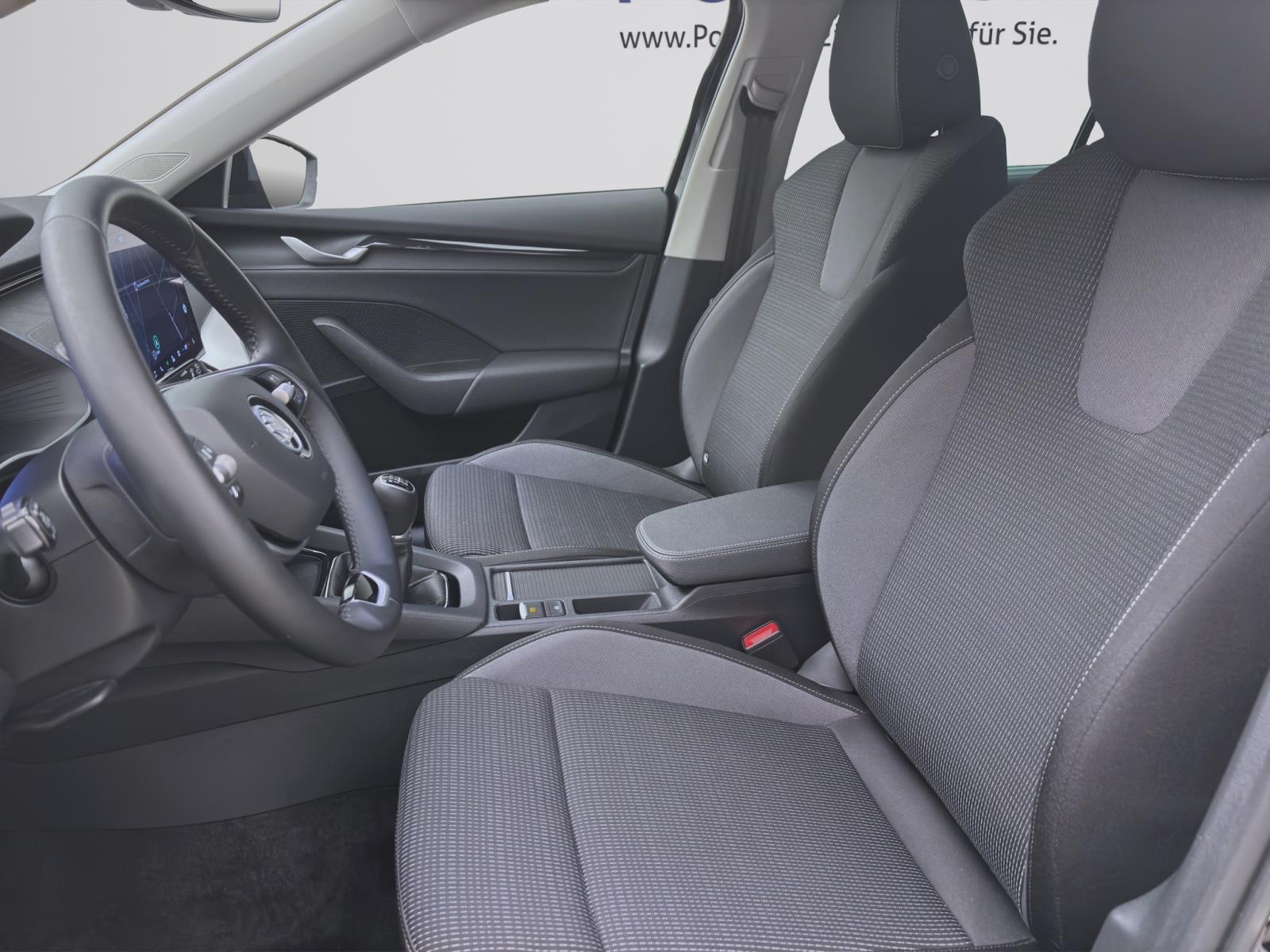 Bild 8: Skoda Octavia Combi 1.5 TSI SELECTION NAVI LED SITZHZG GRA