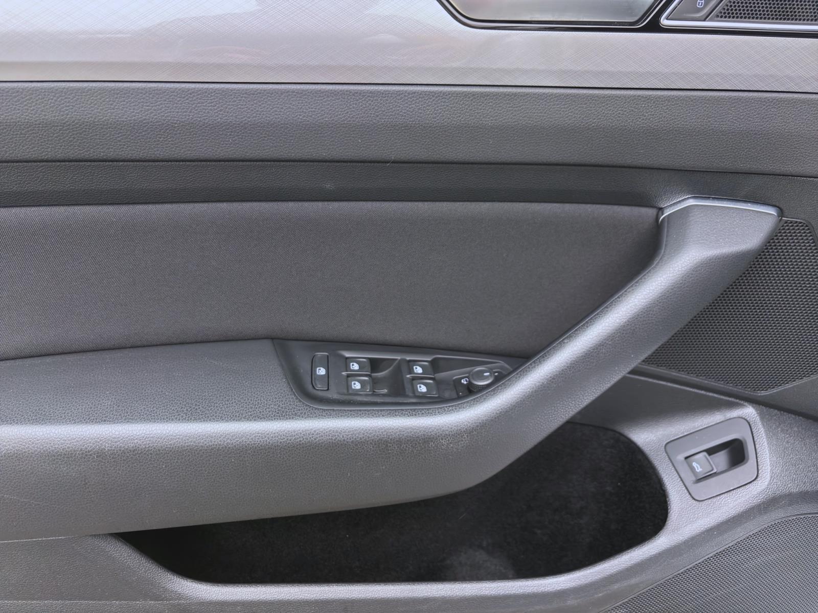 Bild 9: Volkswagen Passat Variant 2.0 TDI DSG BUSINESS NAVI KAMERA ACC SITZHZG