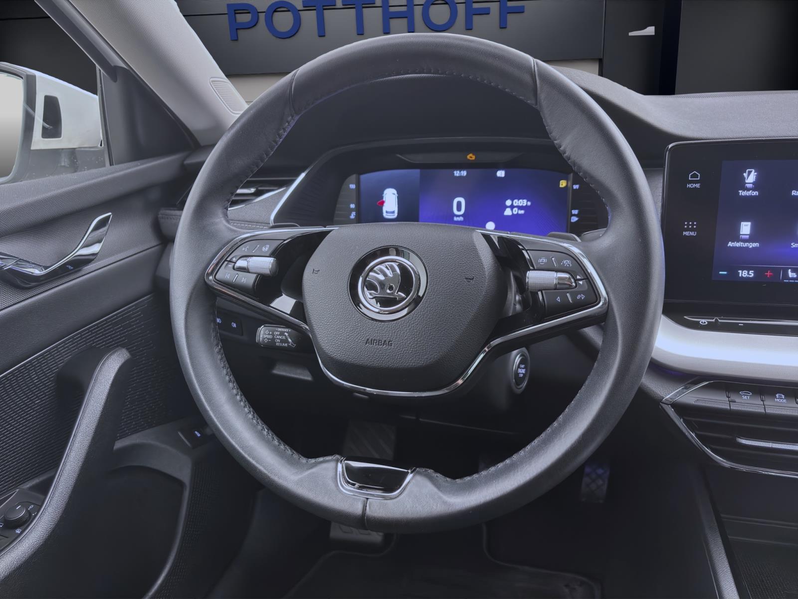 Bild 10: Skoda Octavia Combi 2.0 TDI DSG STYLE NAVI LED SITZHZG HuD