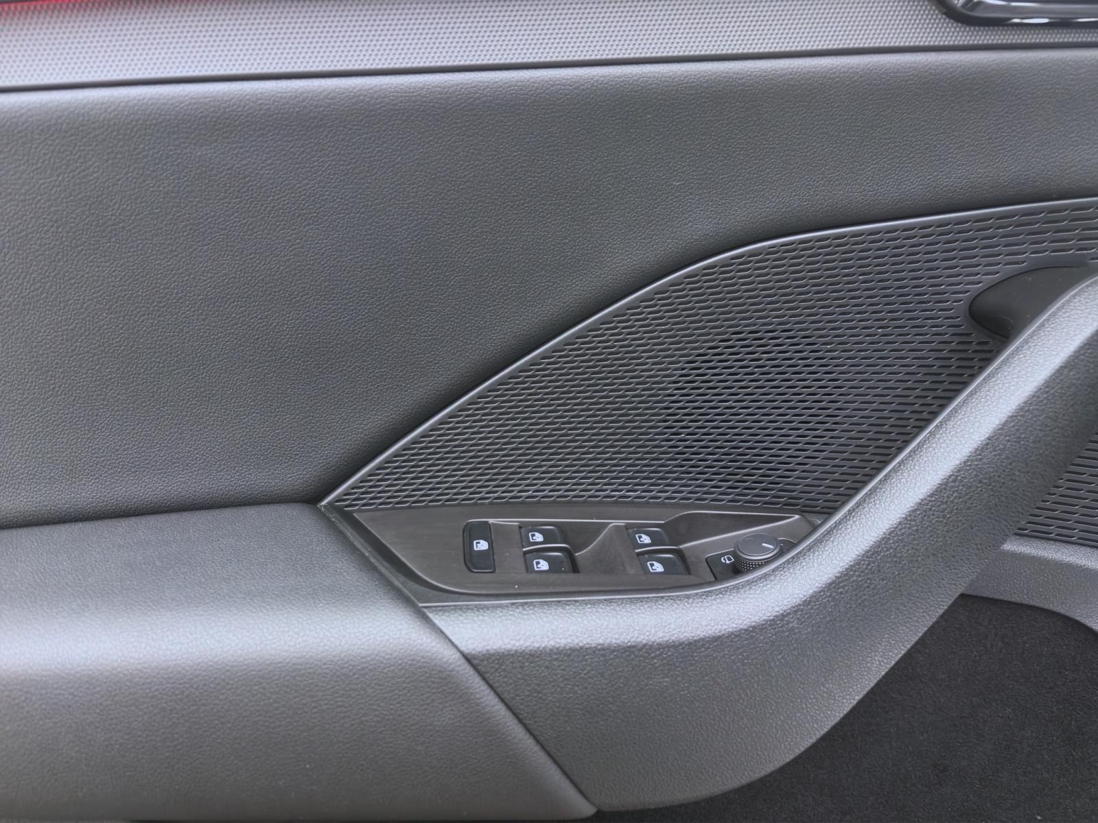 Bild 9: Skoda Octavia Combi 2.0 TDI DSG 4x4 SCOUT AHK NAVI MATRIX HuD