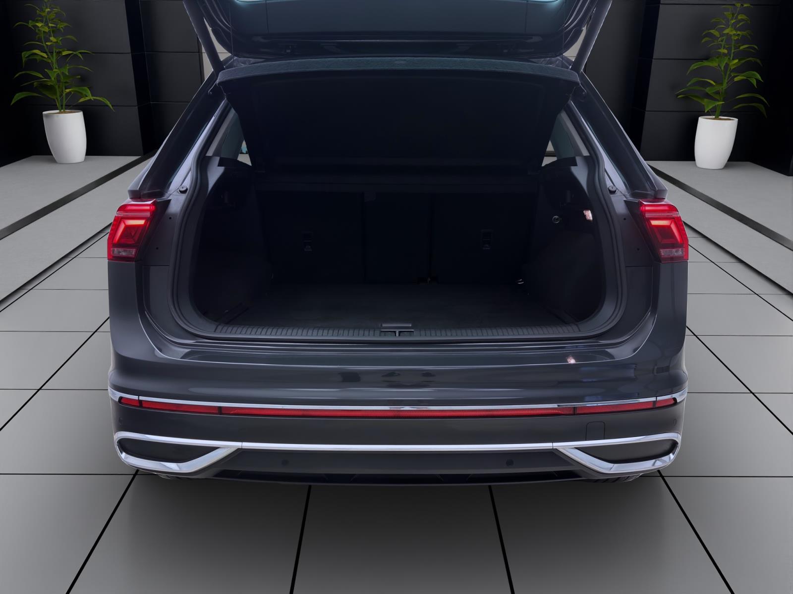 Bild 3: Volkswagen Tiguan 2.0 TDI DSG ELEGANCE AHK NAVI IQ.LIGHT KAMERA