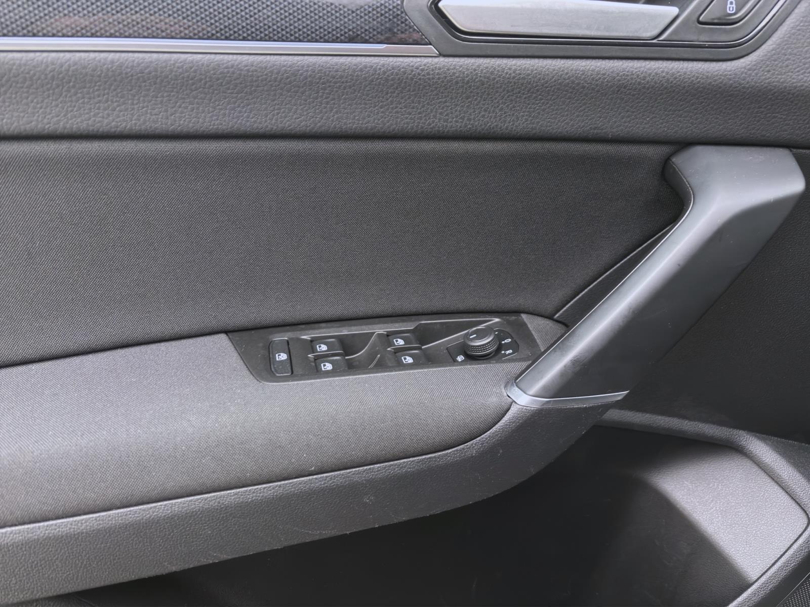 Bild 9: Volkswagen Touran 1.5 TSI UNITED NAVI 7-S SITZHZG KLIMA