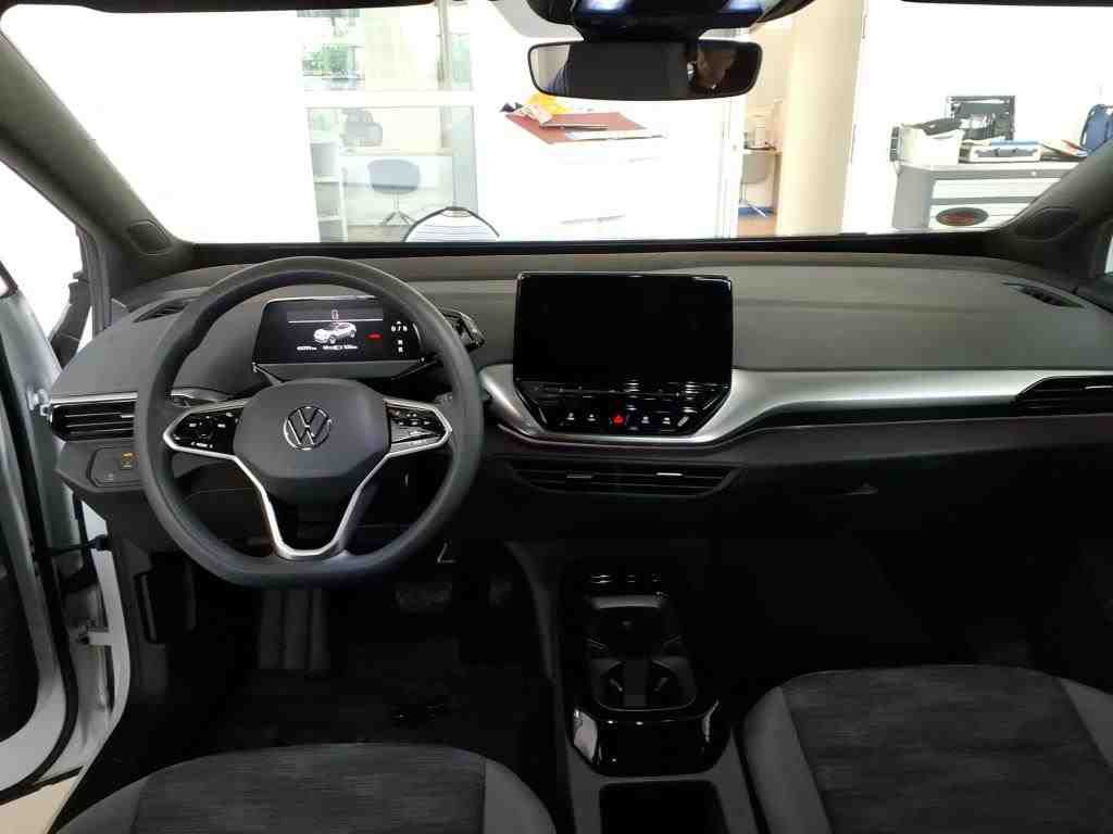 Bild 2: Volkswagen ID.4 PURE NAVI AHK PDC KLIMA LM18